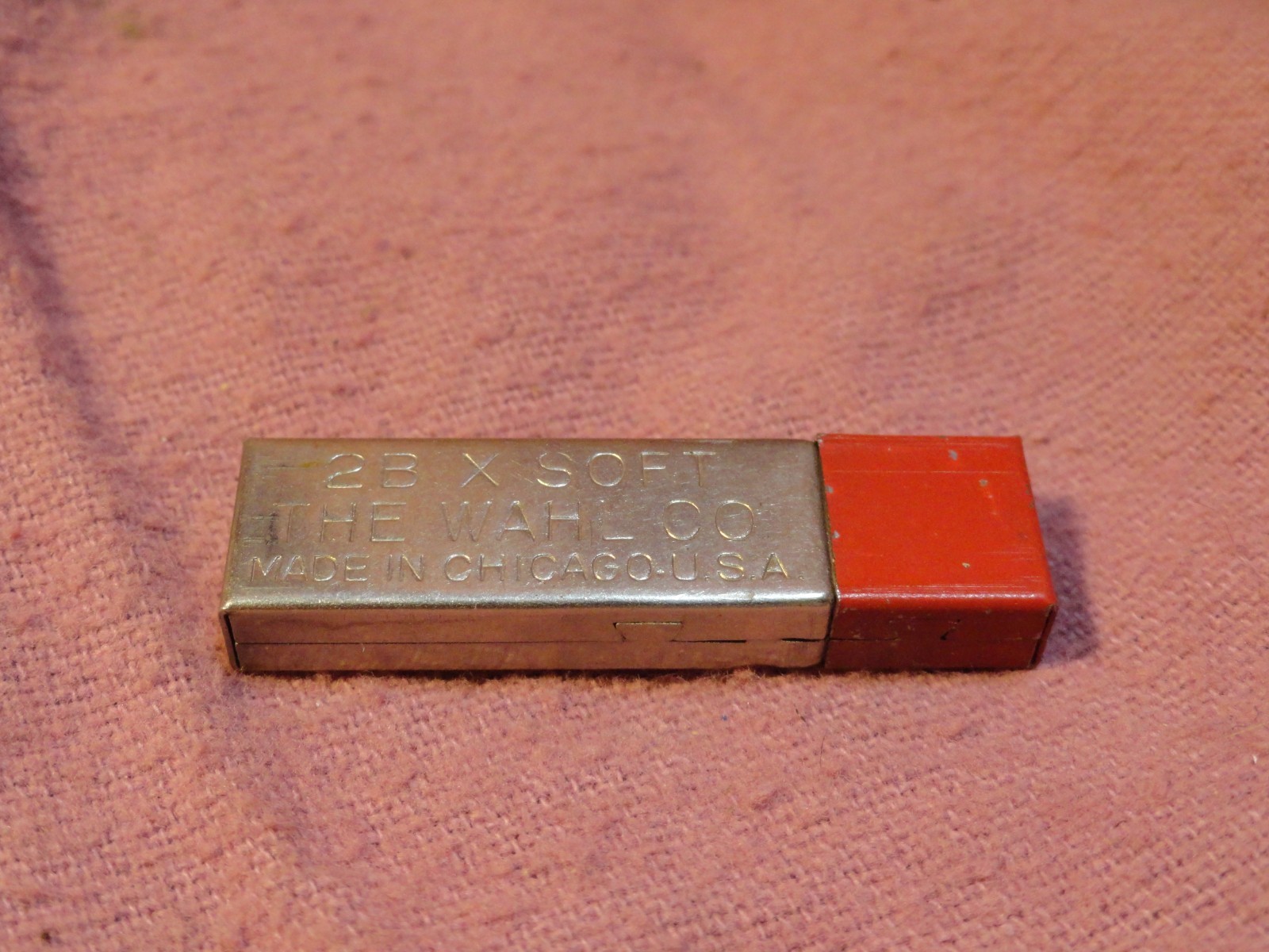 VINTAGE EVERSHARP RED TOP TIN OF SQUARE WRITING LEADS THE WAHL COMPANY FAST SHIP