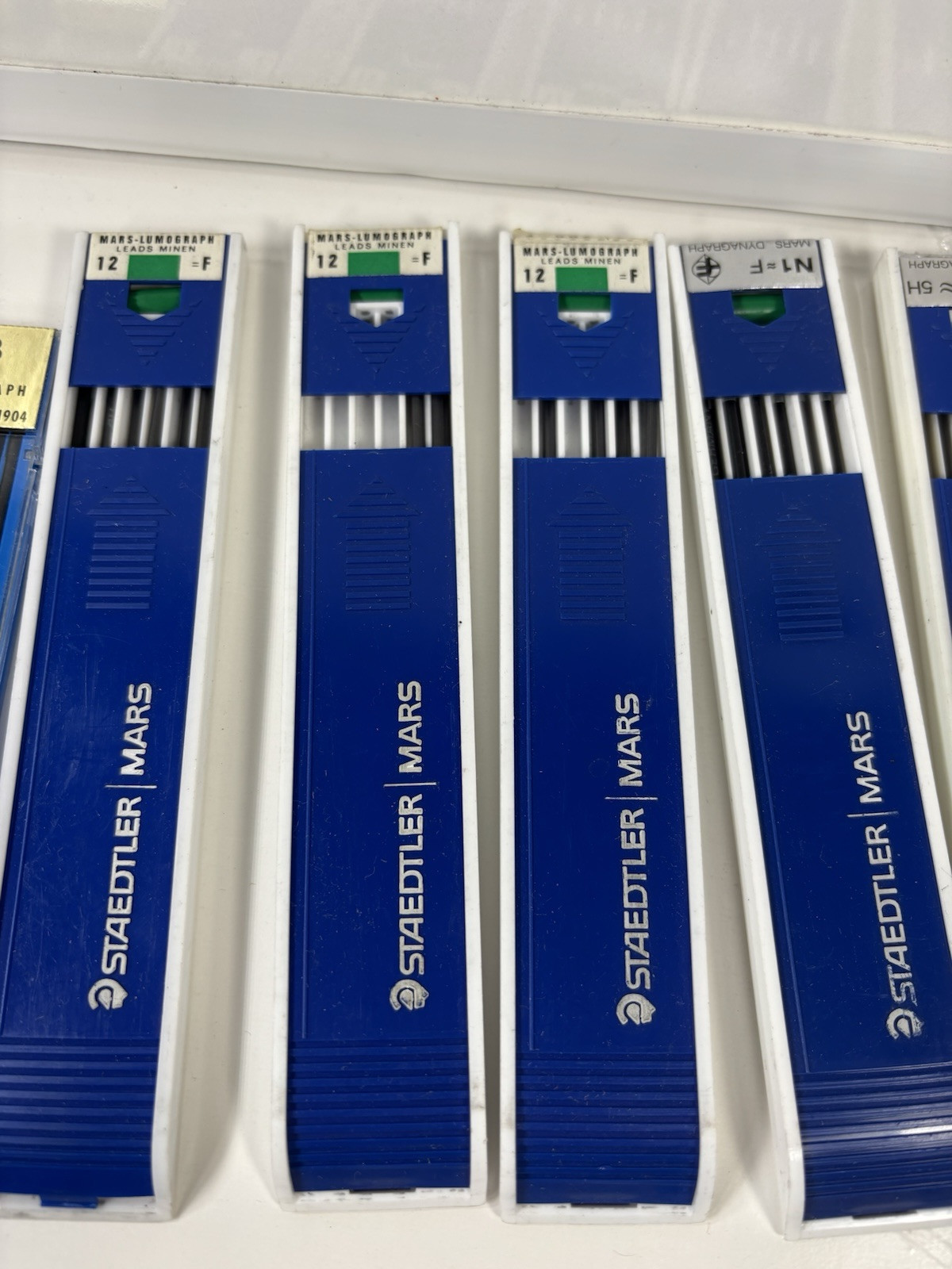 Staedtler Mars Lumograph Castell Drafting Drawing Pencil Leads 2H 3H 4H HB