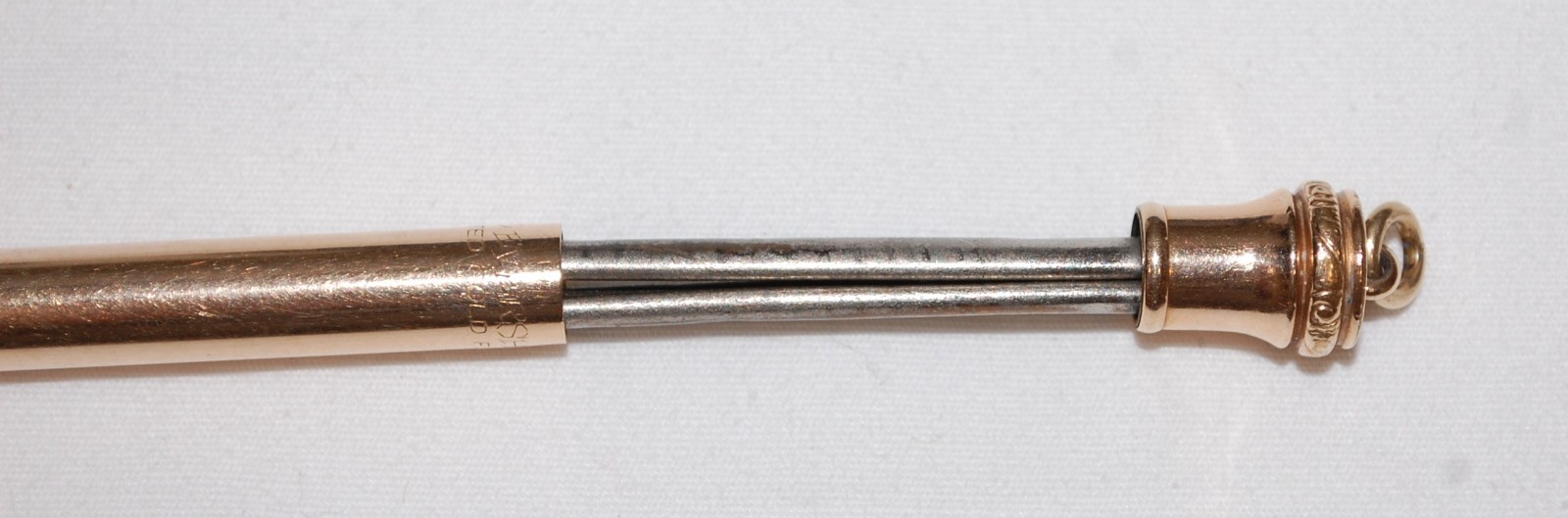 WAHL EVERSHARP Gold Filled Pencil Smooth Sides Engraved Needs Lead Preowned