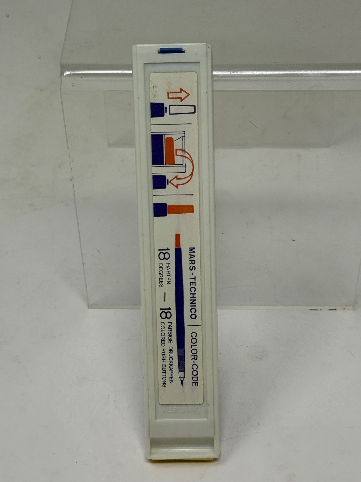 12 leads VINTAGE Staedtler Mars Drawing Light Yellow Lumochrom 204-10