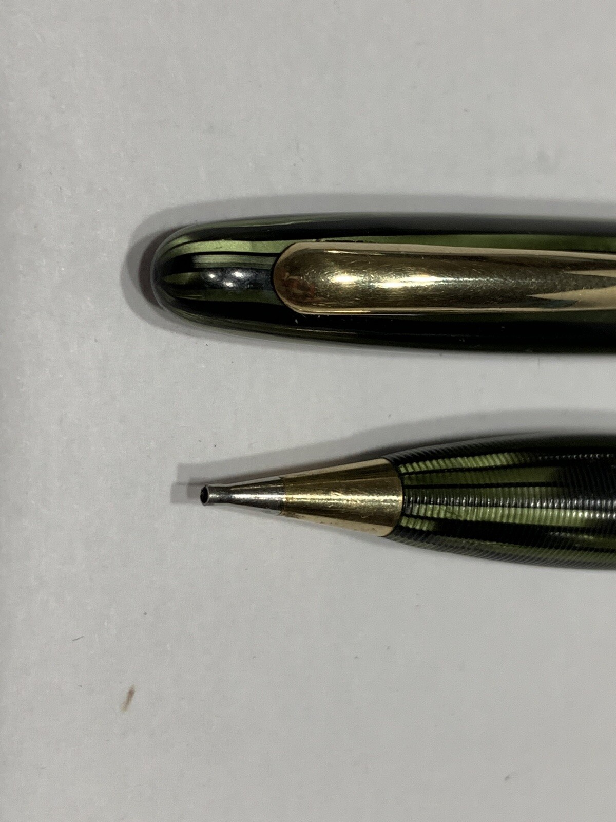 Sheaffer Green & Black Gold Trim Gold Band Mechanical Pencil Twist Active