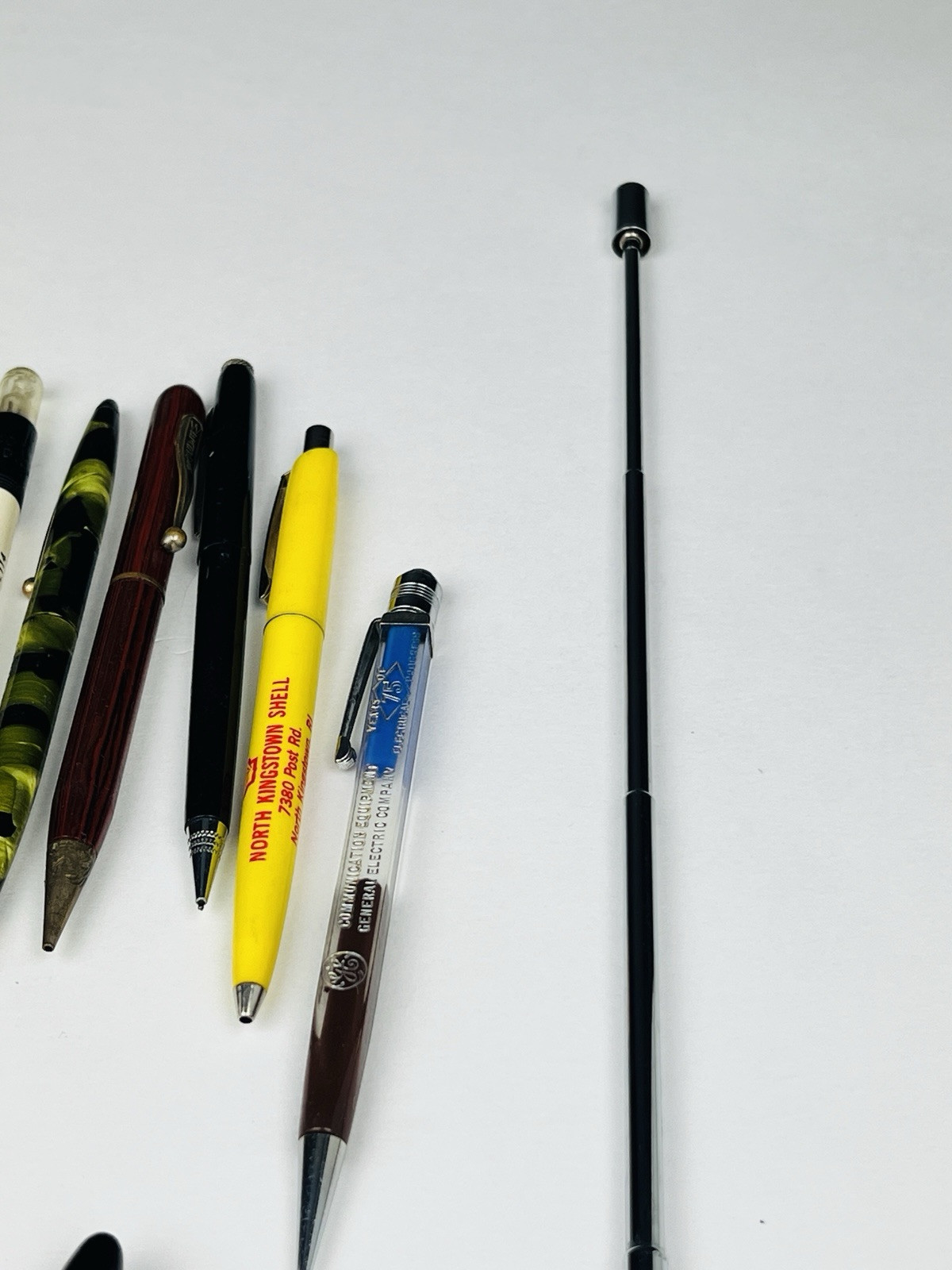 Vintage Collectible pens/pencils gulf, shell, GE Lietz Draftaid drawing pencils
