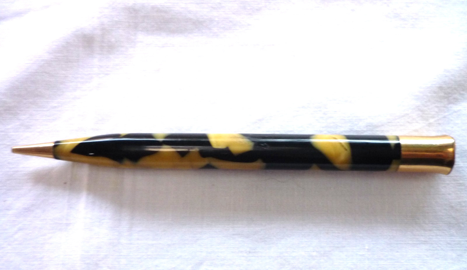 Vintage Sheaffer’s Lifetime Mechanical Pencil Gold Filled Black Gold Marble