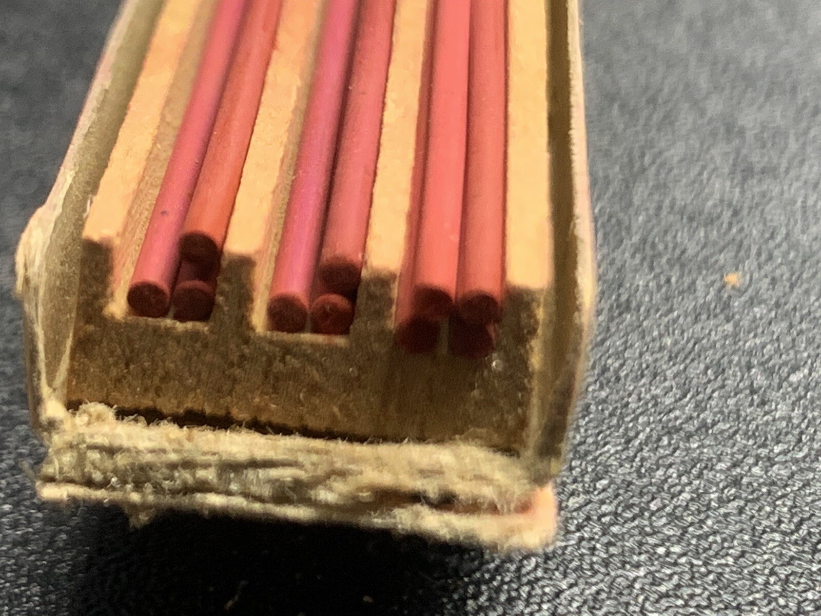 Vintage Eberhard Faber MONGOL RED 1.18mm 4″ NOS 22 Piece Mechanical Pencil Leads