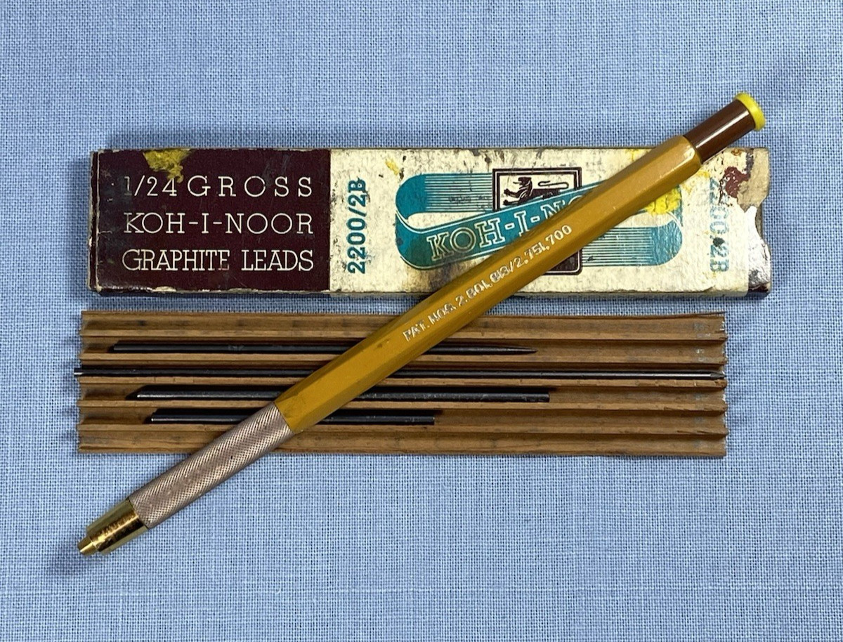 Vintage Koh-I-Noor Select-O-Matic Pencil Lead Holder No 5617 + 2B Graphite Leads