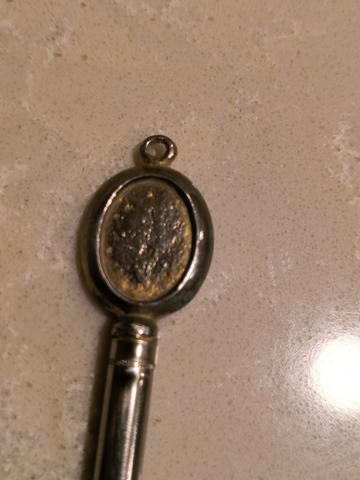 Mini mechanical pencil pendant designed to hold photo. 3″ Long. Nichel Chrome.