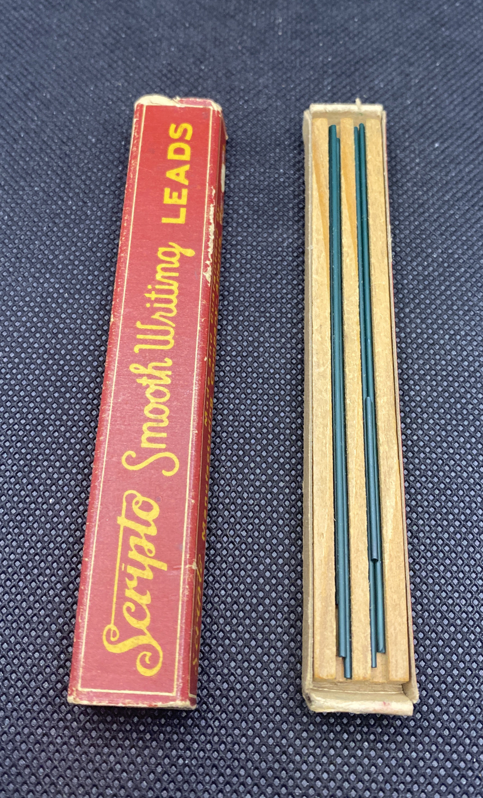Vintage Scripto Smooth Writing Leads Finest Writing Drawing U.S.A. Green No. 132