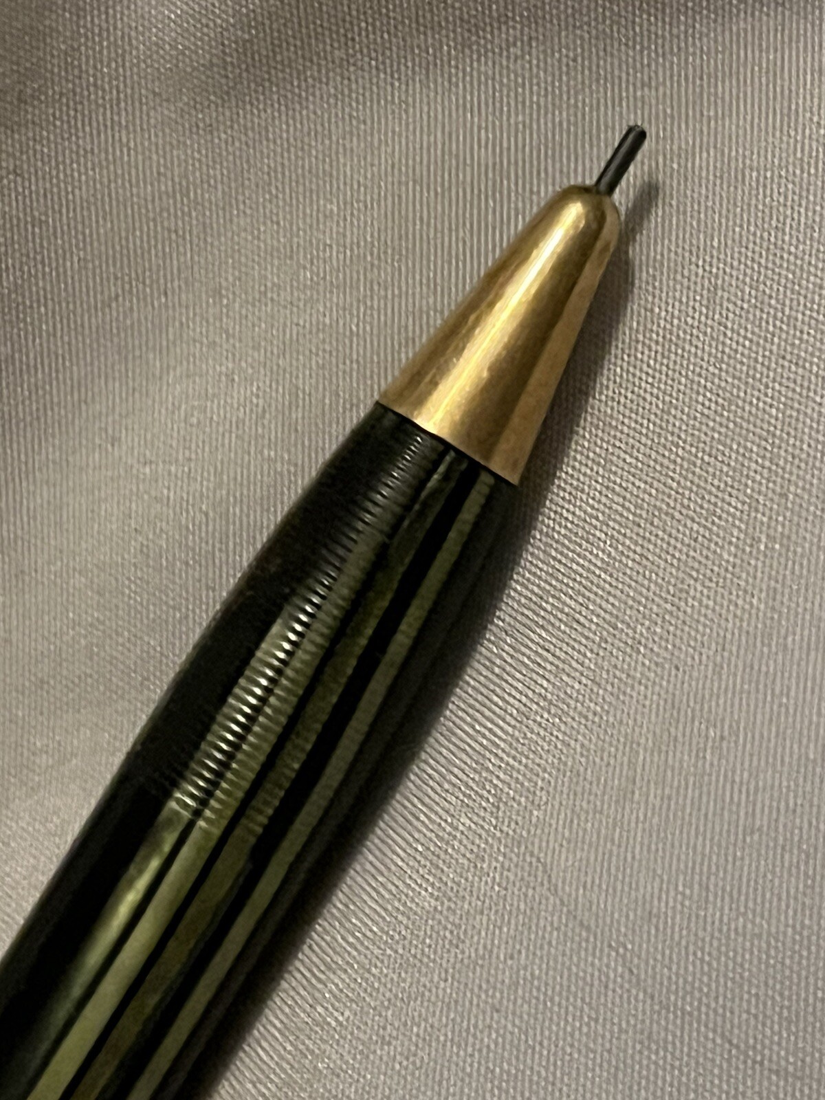 VINTAGE SCHEAFFER FOUNTAIN PEN Co 14K Pencil #500 Iridescent Green Silver