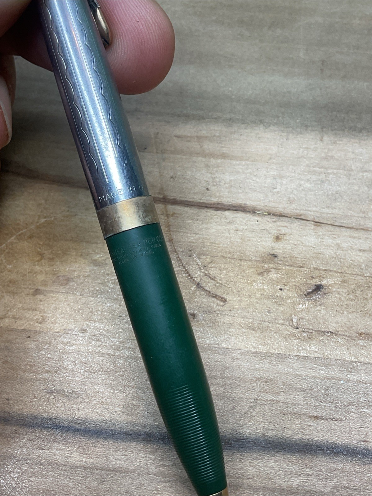 1945 Lifetime Sheaffer’s Forest Green Tucky-Away clip pencil B30
