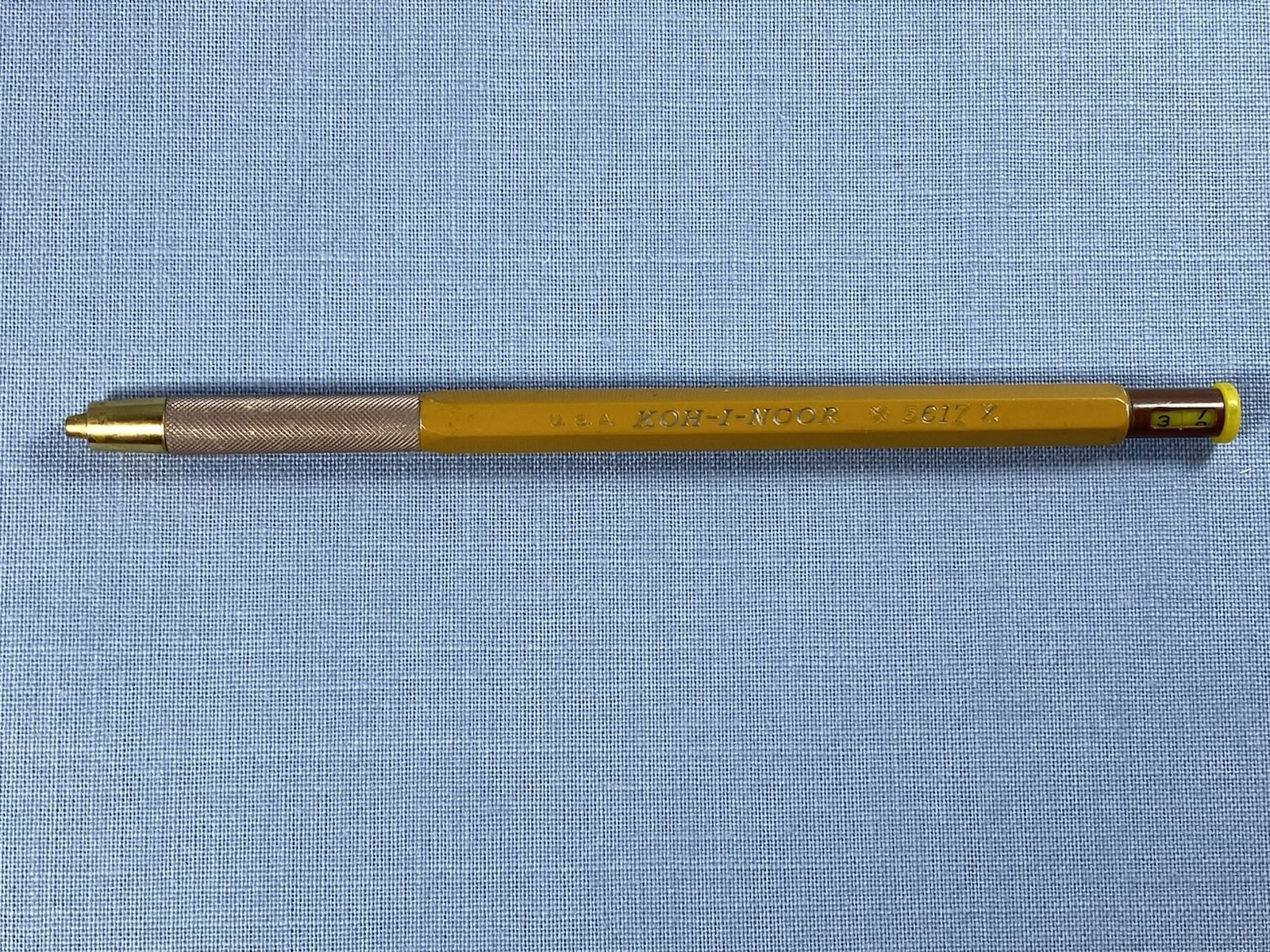 Vintage Koh-I-Noor Select-O-Matic Pencil Lead Holder No 5617 + 2B Graphite Leads
