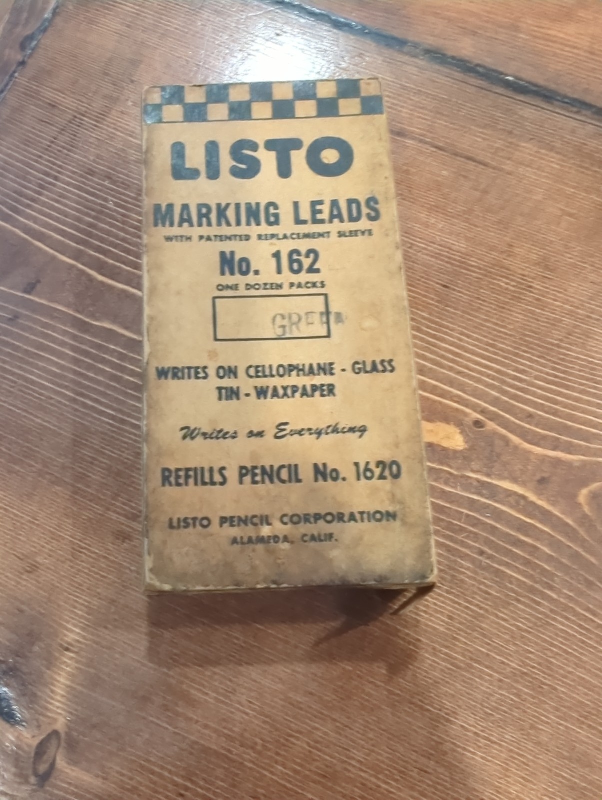 (7) Vtg Listo Leads Green No. 162 Alameda CA USA New Old Stock W/Metal Sleeve