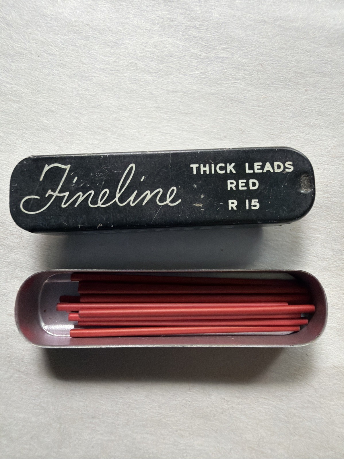 Vintage SHEAFFER Fineline Mechanical Pencil Lead RED 1.1mm Metal 12pk Tin USA