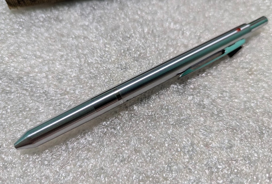 RARE Vintage Pilot 2+1 Multi-function Pen Discontinued limited .hard to find