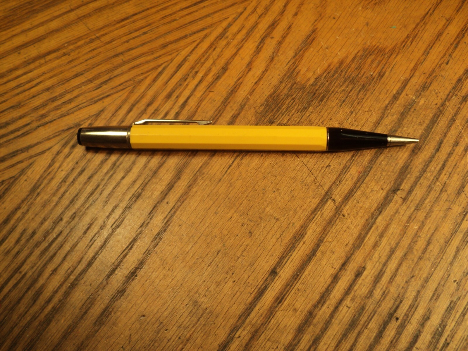 Vintage Autopoint Mechanical Pencil Dow & Company Inc 5-3/4″ Long USA A