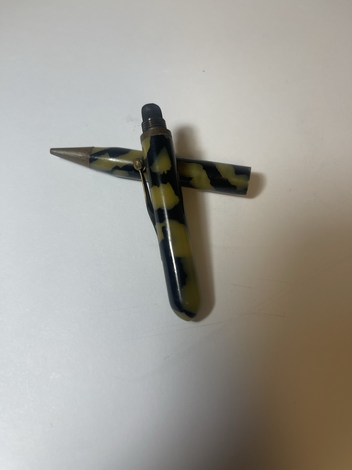 Sheaffer Balance Oversize Marble Yellow and Black Gold Plated Trim Pencil