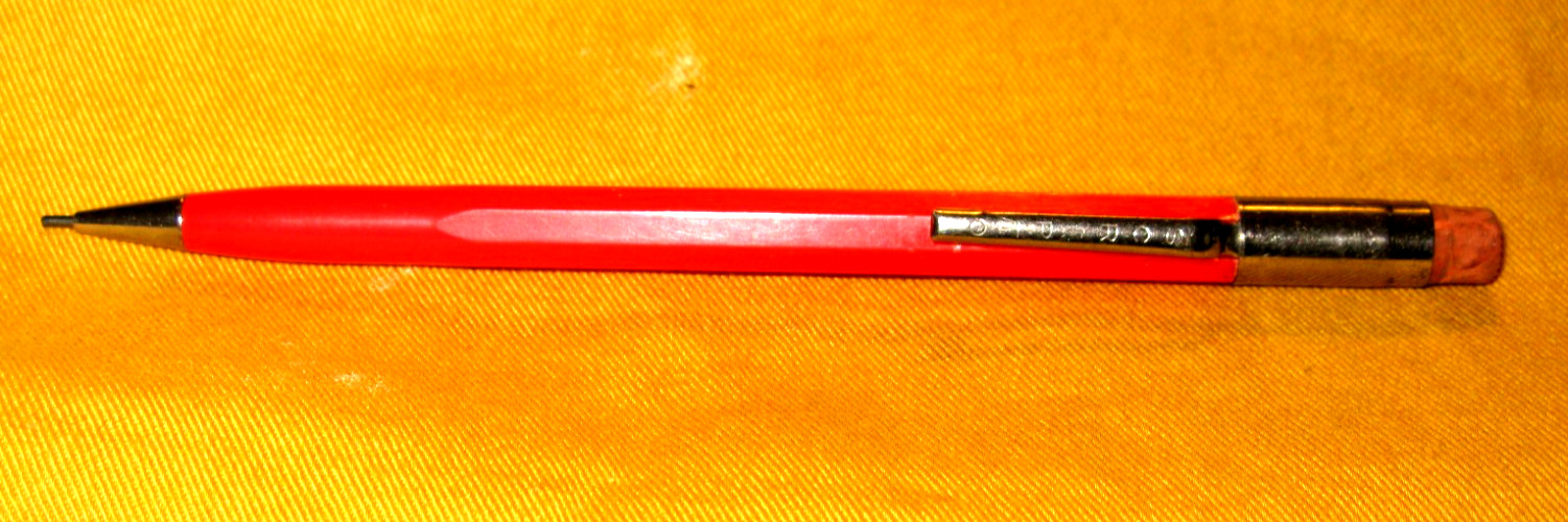 USED VINTAGE RED K780 SCRIPTO MECHANICAL PENCIL WITH LEAD