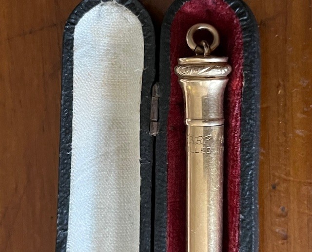 Vintage Wahl Eversharp Gold Filled Spring Load Pencil in Original Case 4.25″ USA
