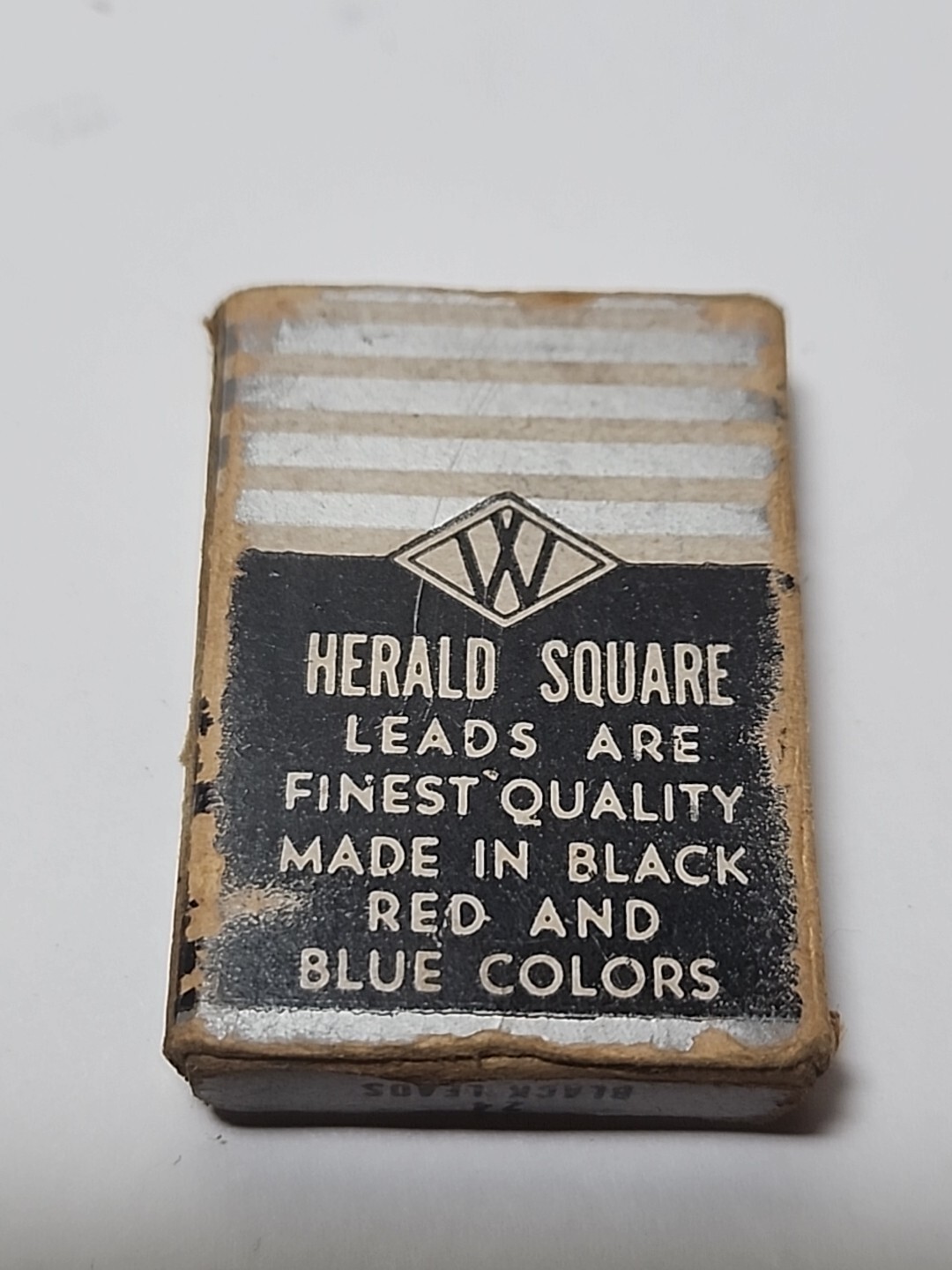 Vintage Box Of Black Leads Herald Square with Contents 8 Leads JBTr9