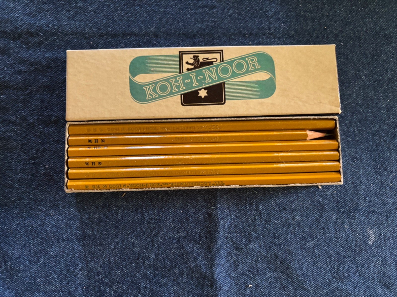 Vtg KOH-I-NOOR 1500 Box of 12, Made in USA H super resin bond~HB~3H~4H Super