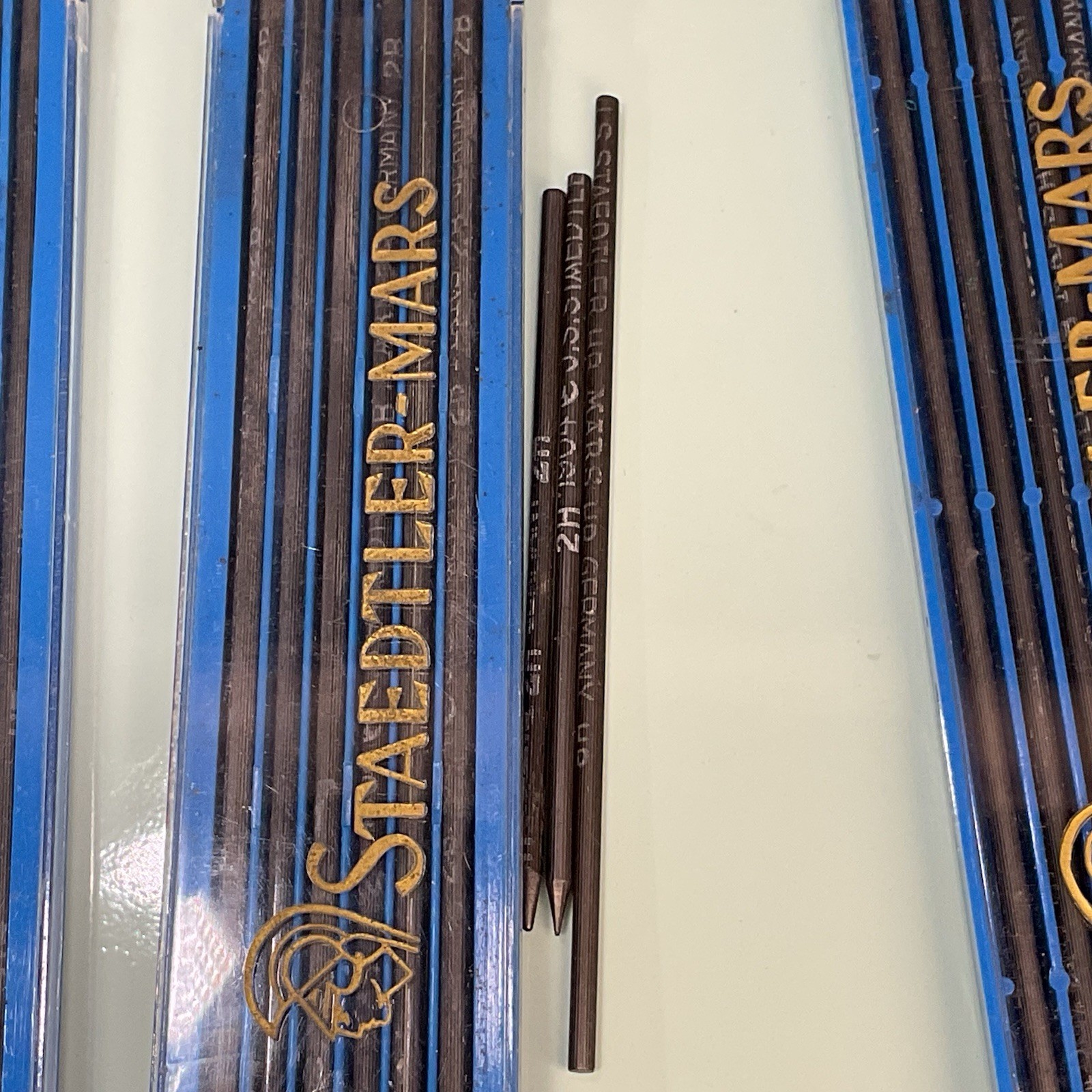 Staedtler Mars Lumograph No 1904 Mechanical Pencil Lead New & Used Lot HB 2H 4B