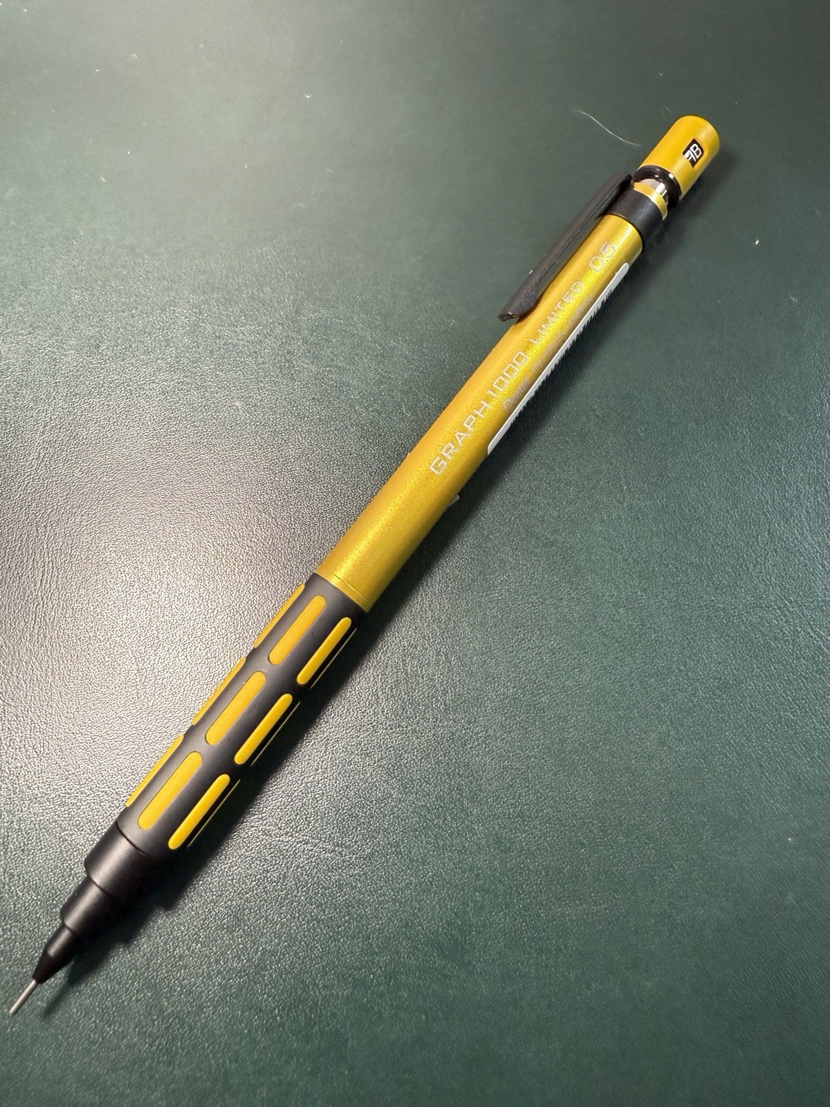 Pentel Graph 1000 Limited Color LIMITED EDITION Gold Black Korea Limited