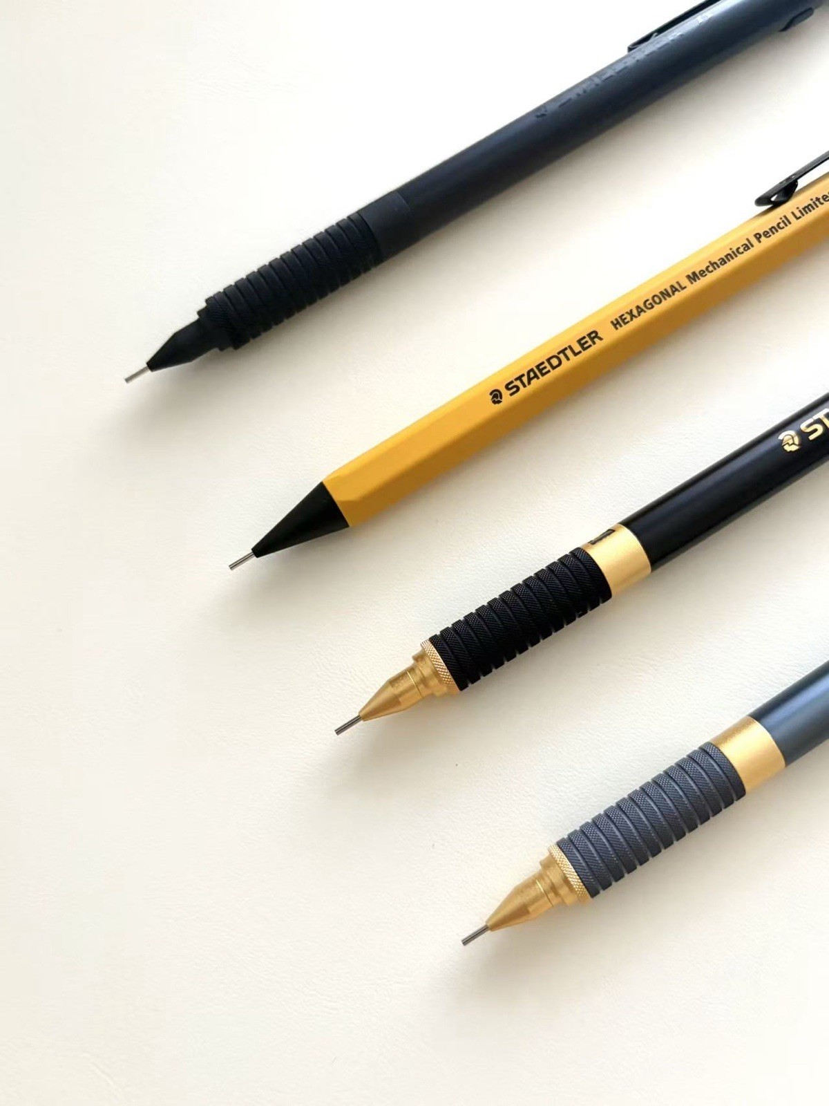 STAEDTLER 925 35 & LoFt Hexagonal Limited Drafting Pencil Set of 4 Japan