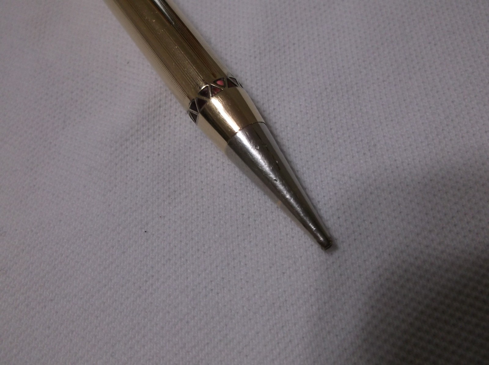 VINTAGE WAHL-EVERSHARP CORONET GOLD FILLED MECHANCIAL PENCI L / 1.18 mm LEAD