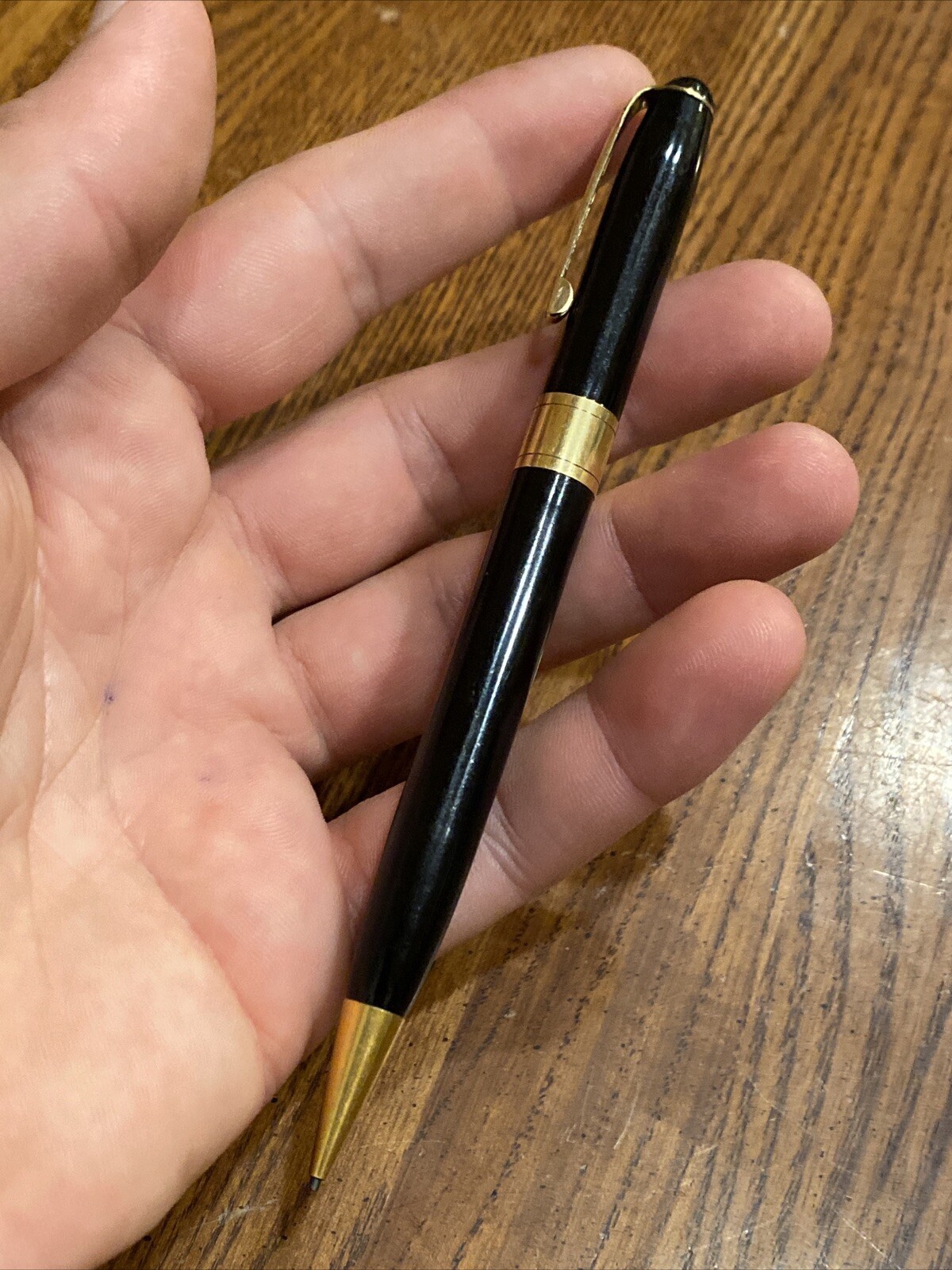 RARE Vintage VENUS Model 047 G Mechanical Twist Pencil Black w Gold Tone Accents