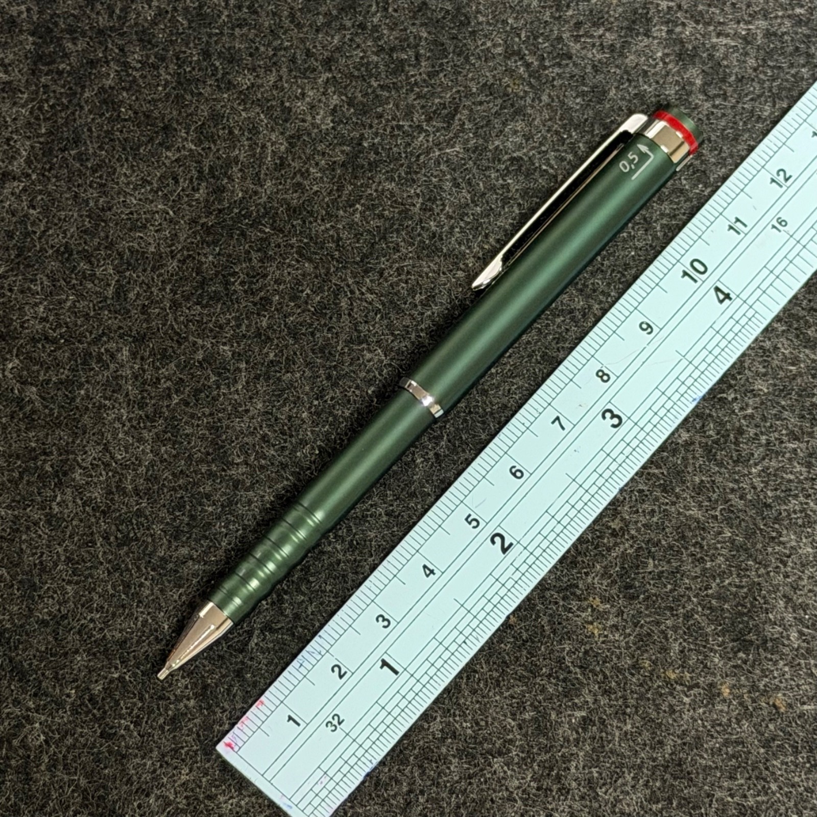 rOtring Esprit Telescopic Pencil 0.5mm Metallic Dark Green NOS New