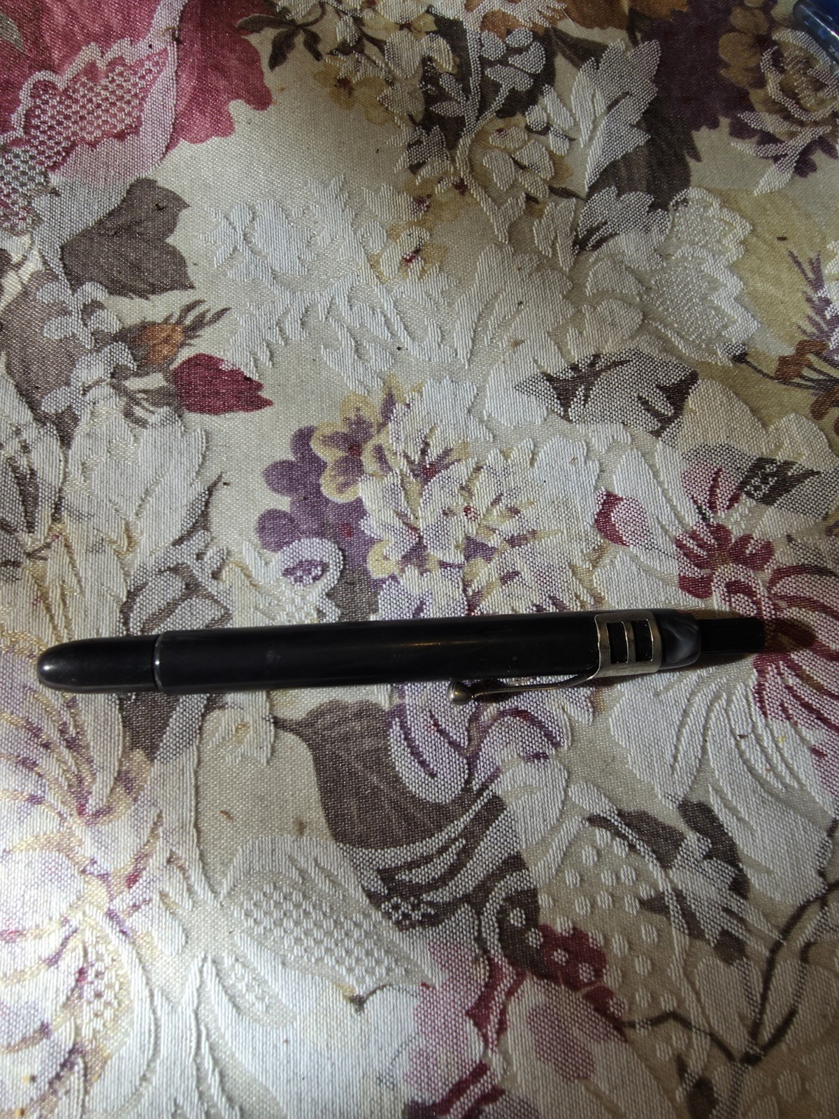 Listo China Marking Pen 1620 lead Vtg