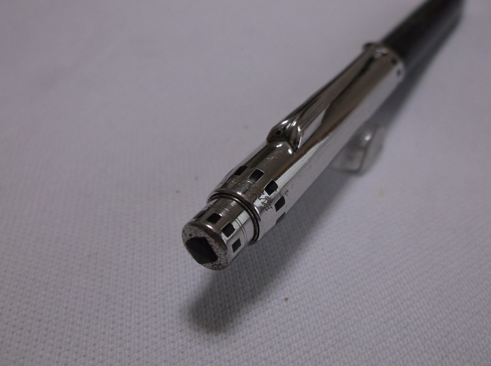 VINTAGE WAHL EVERSHARP CORONET BLACK / CHROME REPEATER PENCIL / 1.18 mm LEAD
