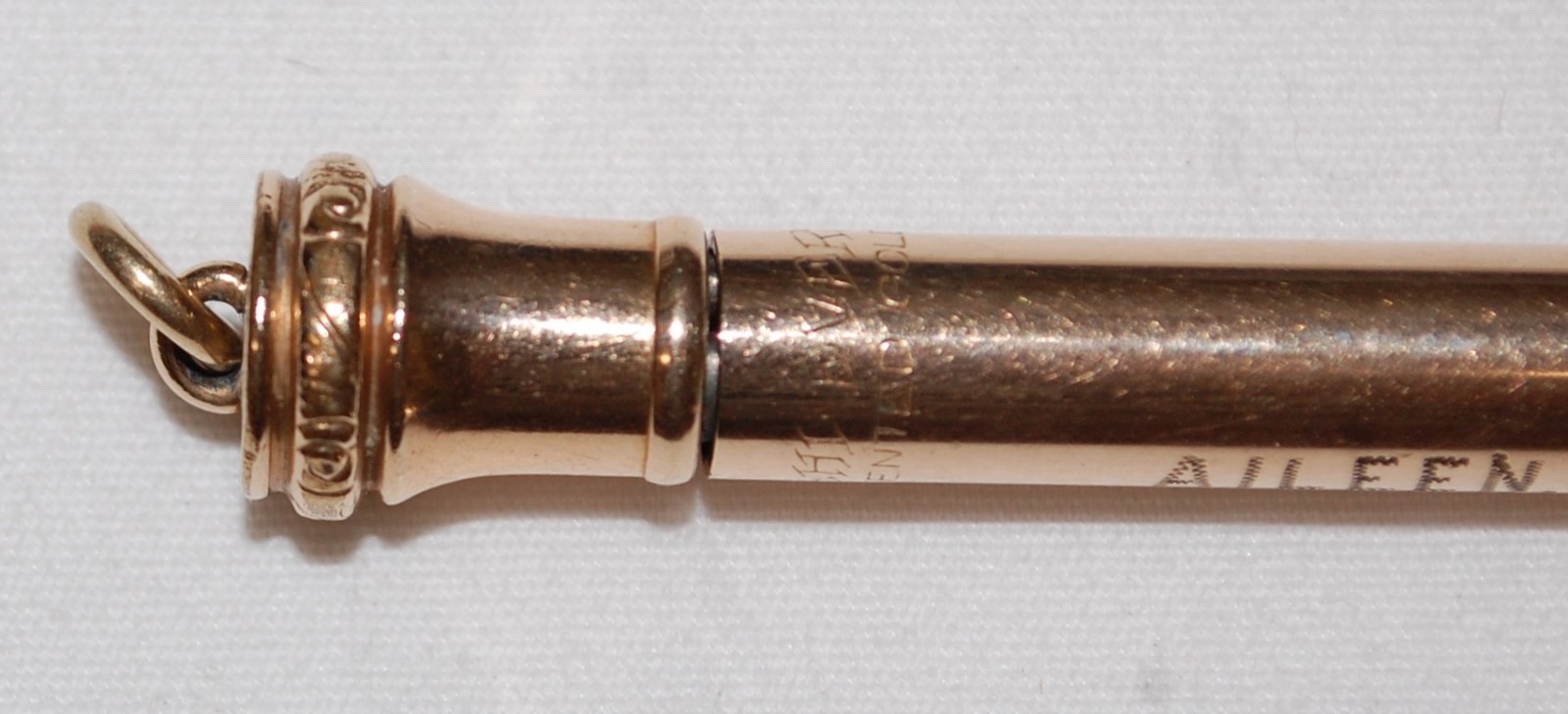 WAHL EVERSHARP Gold Filled Pencil Smooth Sides Engraved Needs Lead Preowned