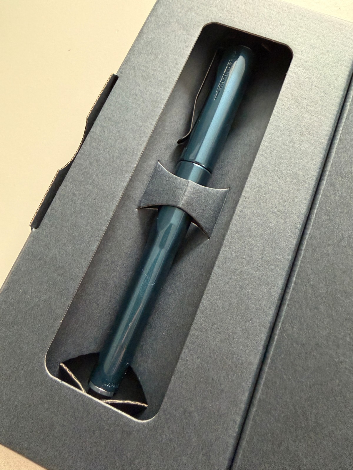 Mitsubishi Kuru Toga Dive Abyss Blue 0.5mm Mechanical Pencil New (US Seller)