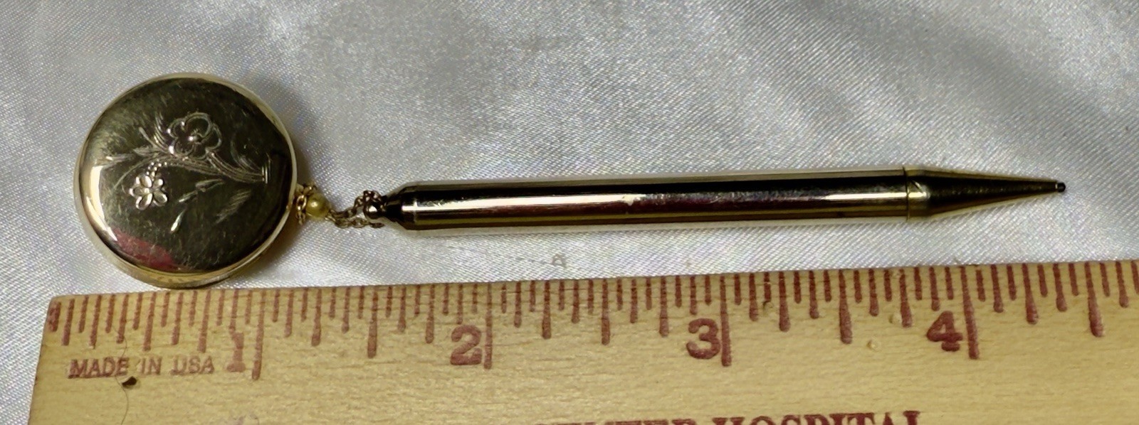 Vtg Gold Tone Retractable Chain Brooch Pin with Mechanical Pencil Flower Etched