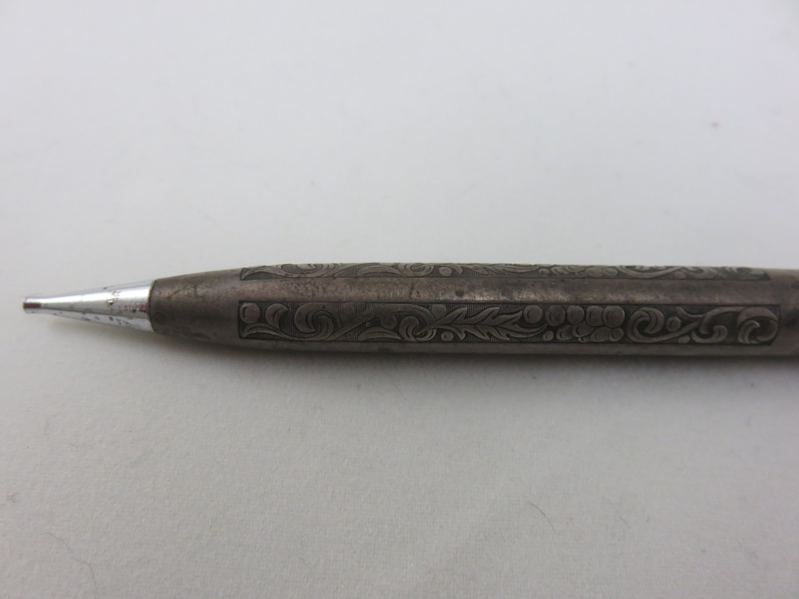 Scheaffer Sterling Silver Mechanical Pencil 5″L Grapevine Pattern Vintage USA