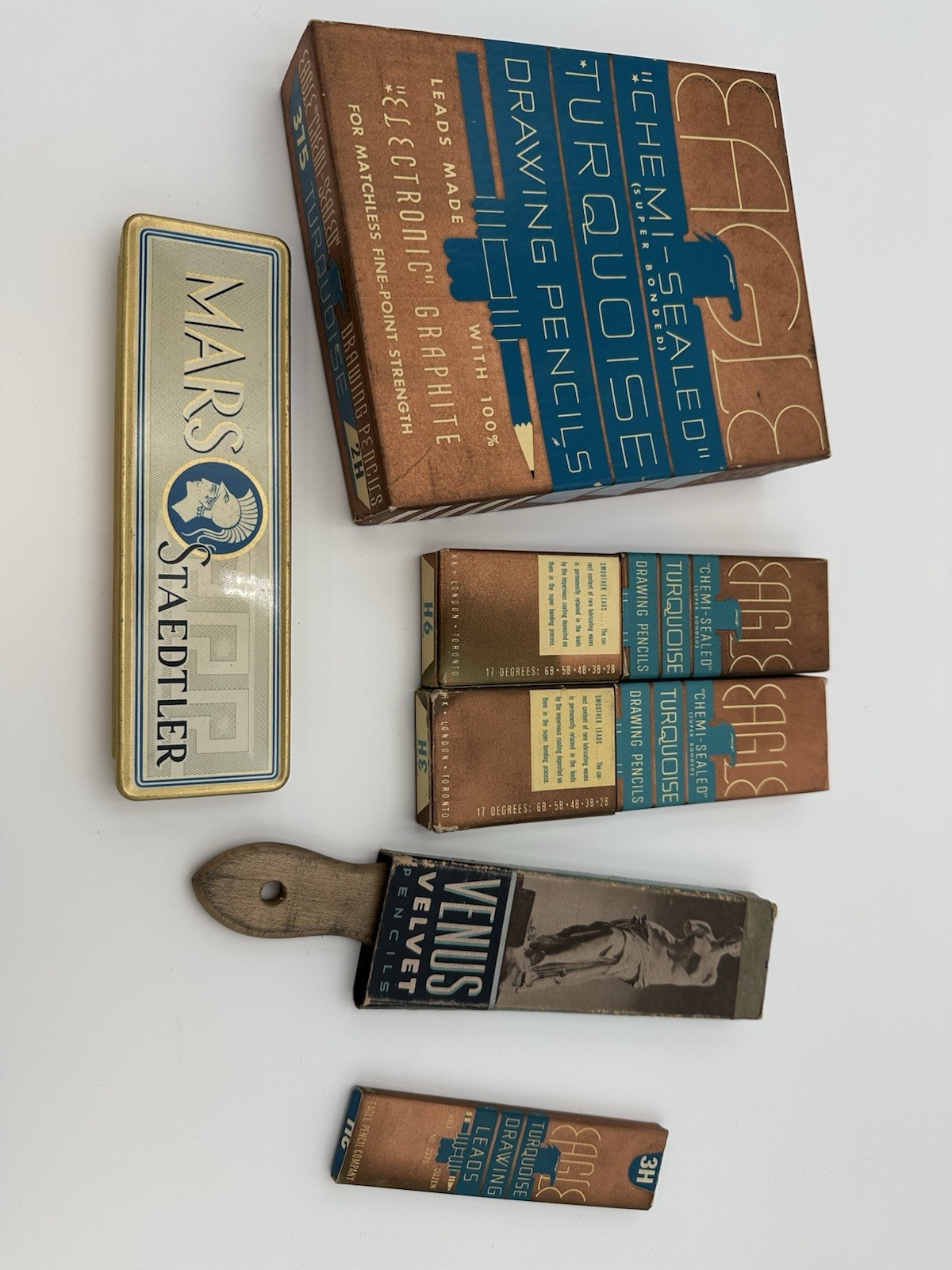 Vintage lot Staedtler Mars Lumograph Pencil Original Tin & Eagle Chemi-Sealed