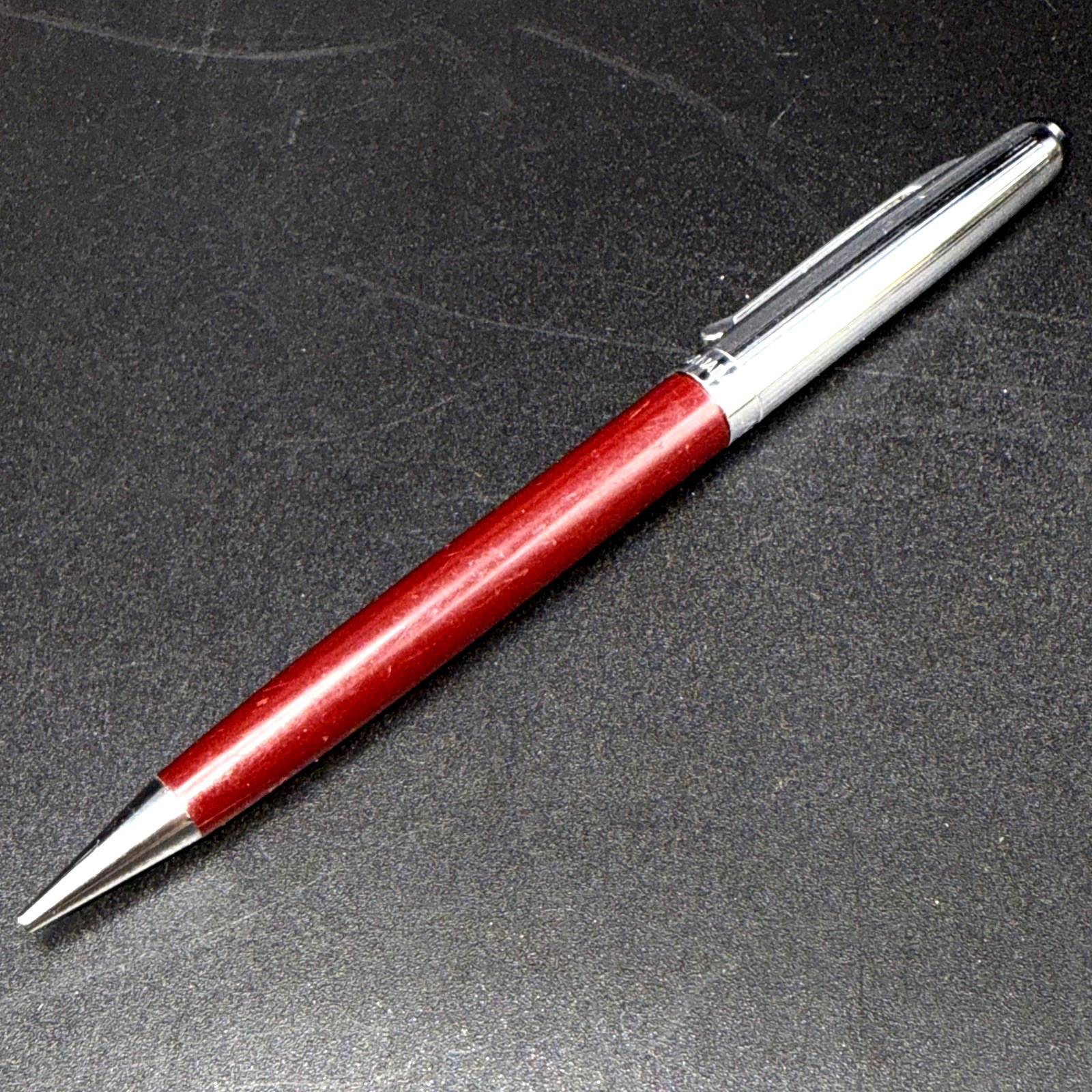 North-Rite Mechanical Pencil and open Pentel High-Poly 0.9 Replacement lead