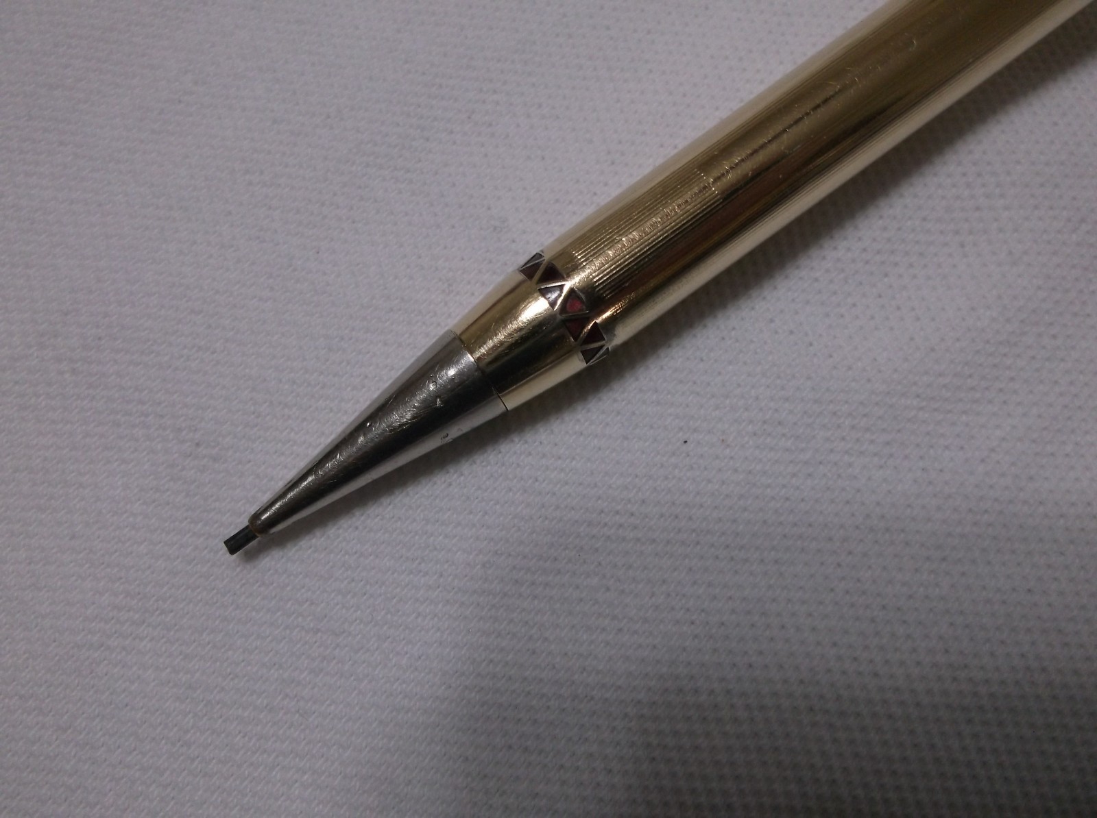 VINTAGE WAHL-EVERSHARP CORONET GOLD FILLED MECHANCIAL PENCI L / 1.18 mm LEAD