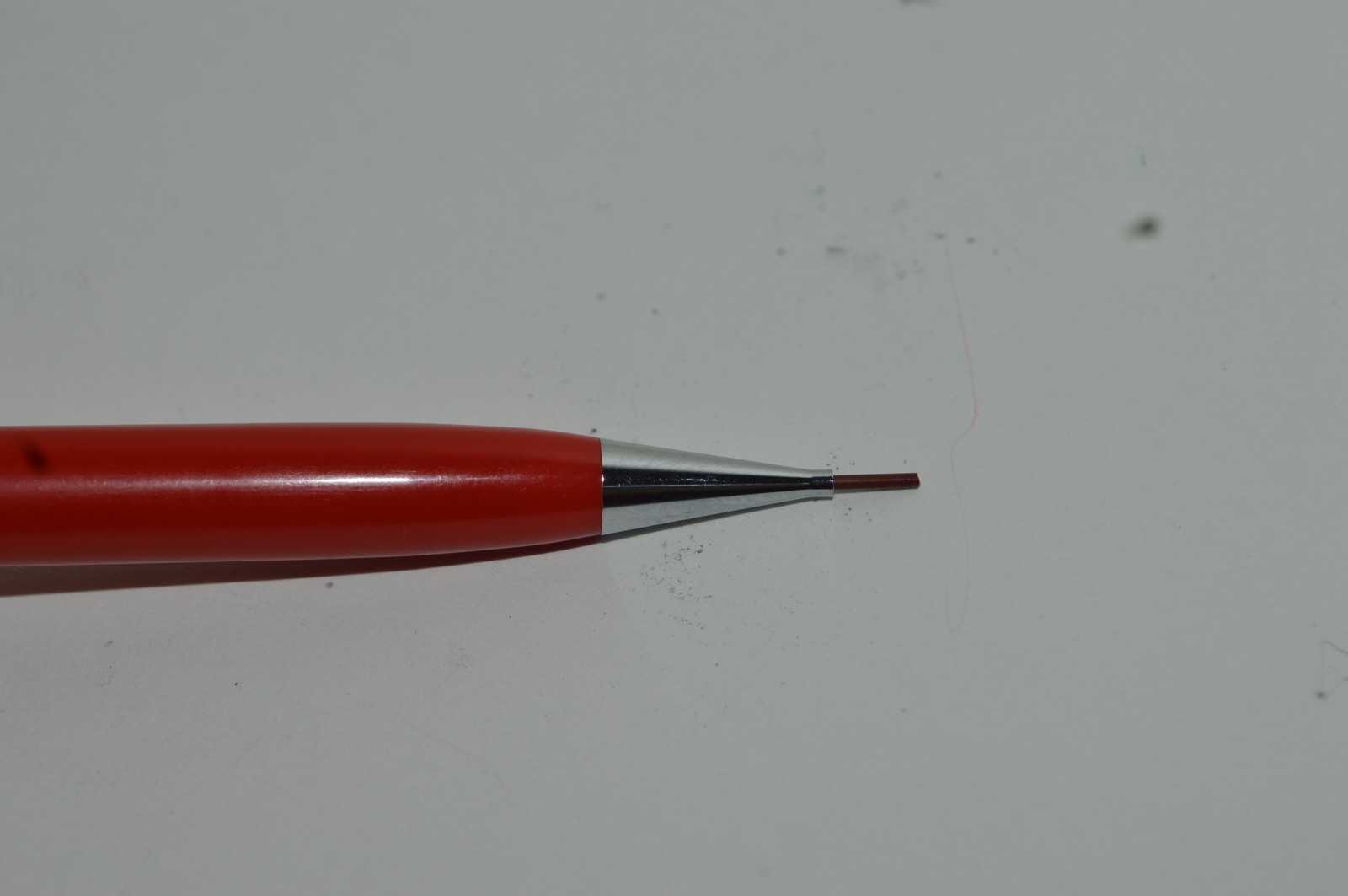 SCRIPTO P369 Mechanical Pencil 0.9mm Tu Tone Korea Red Circa 1970’s Light Use