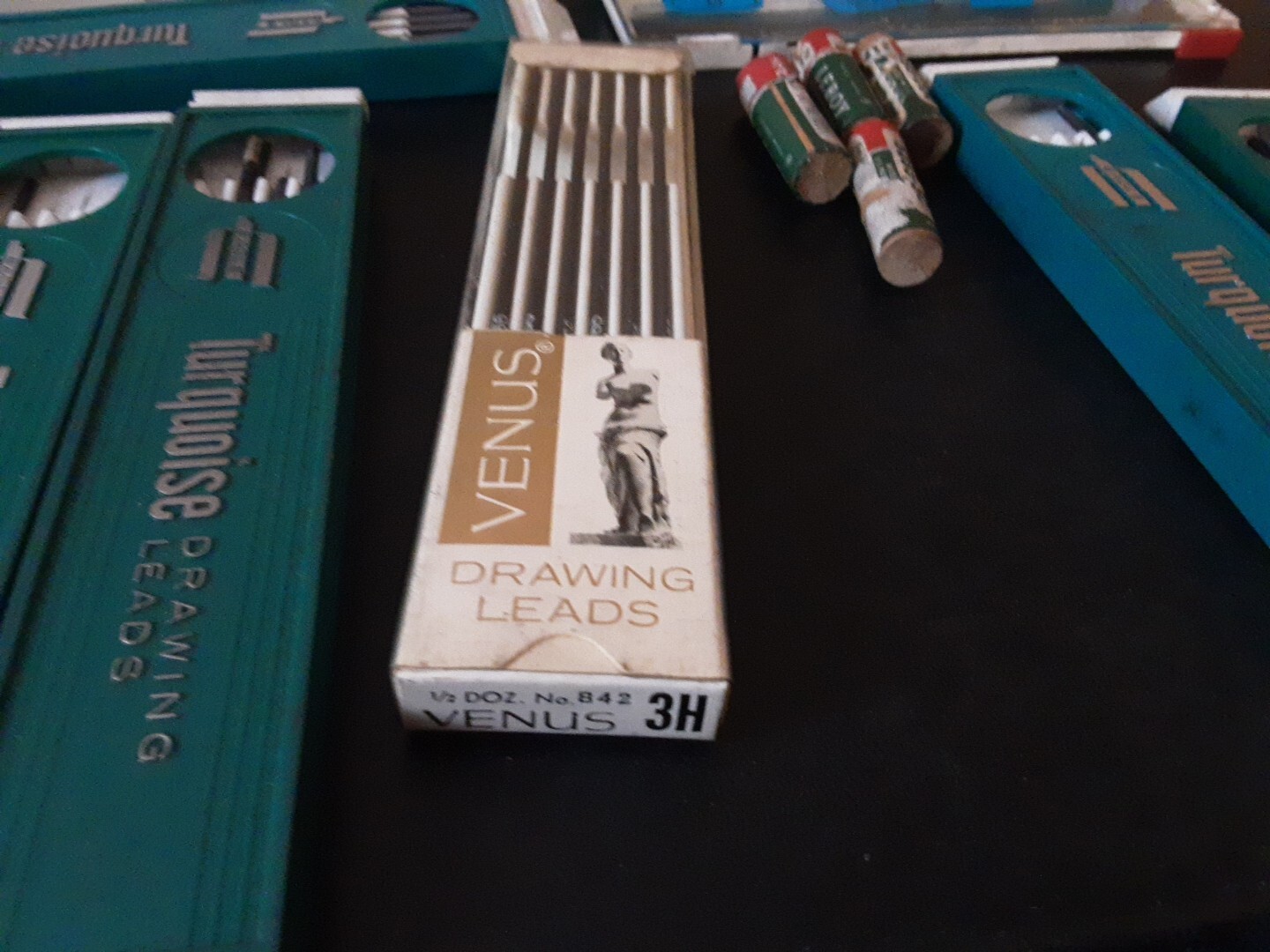 Vtg. Lot 16 EAGLE 2375 TURQUOISE/VENUS 2H & 3H Mechanical Drafting Pencile Leads