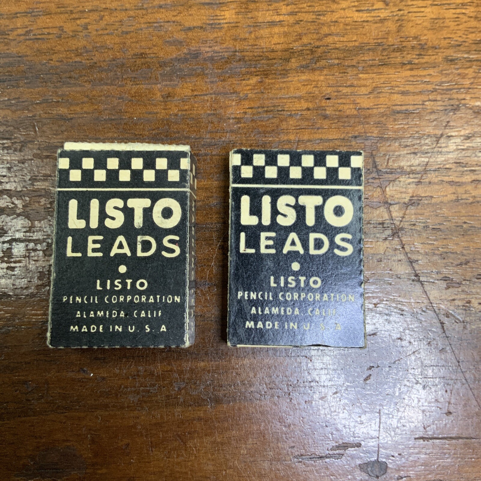 Lot of Vintage Listo Leads Black No. 162 Marking Leads see pics.
