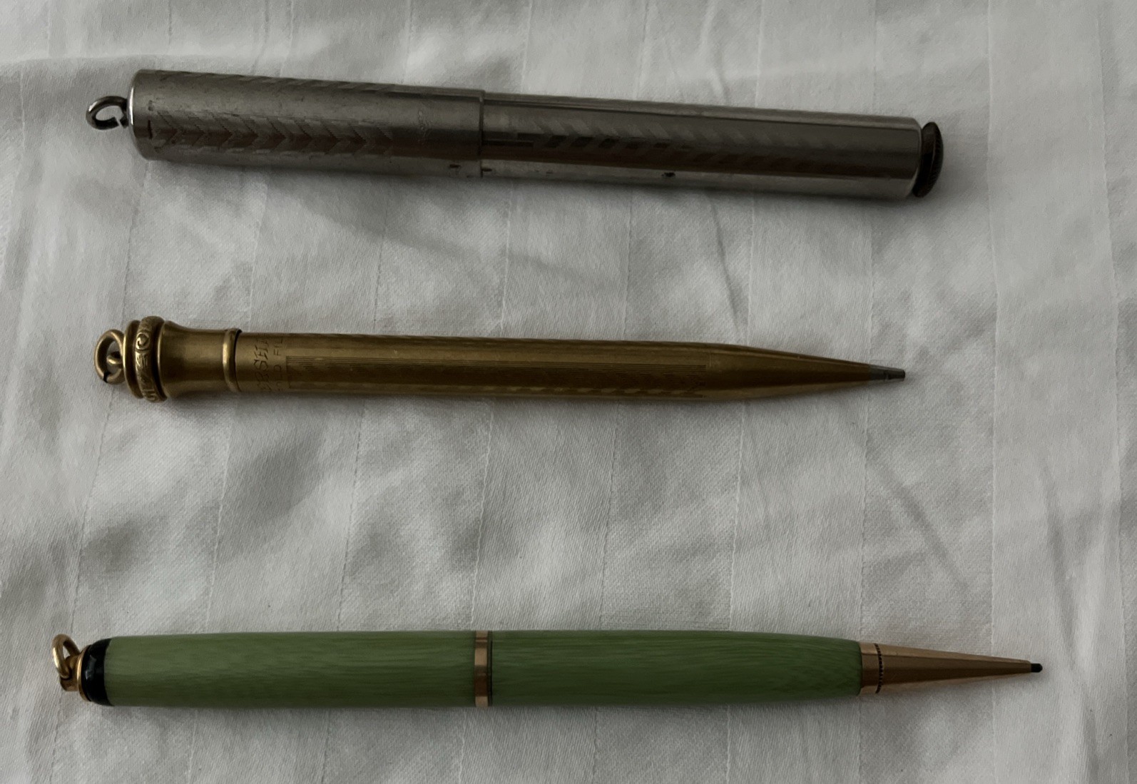 Vintage (1) Fountain Pen /14k Nib+ 2 VTG. Mechanical Pencils- Made In USA- As Is