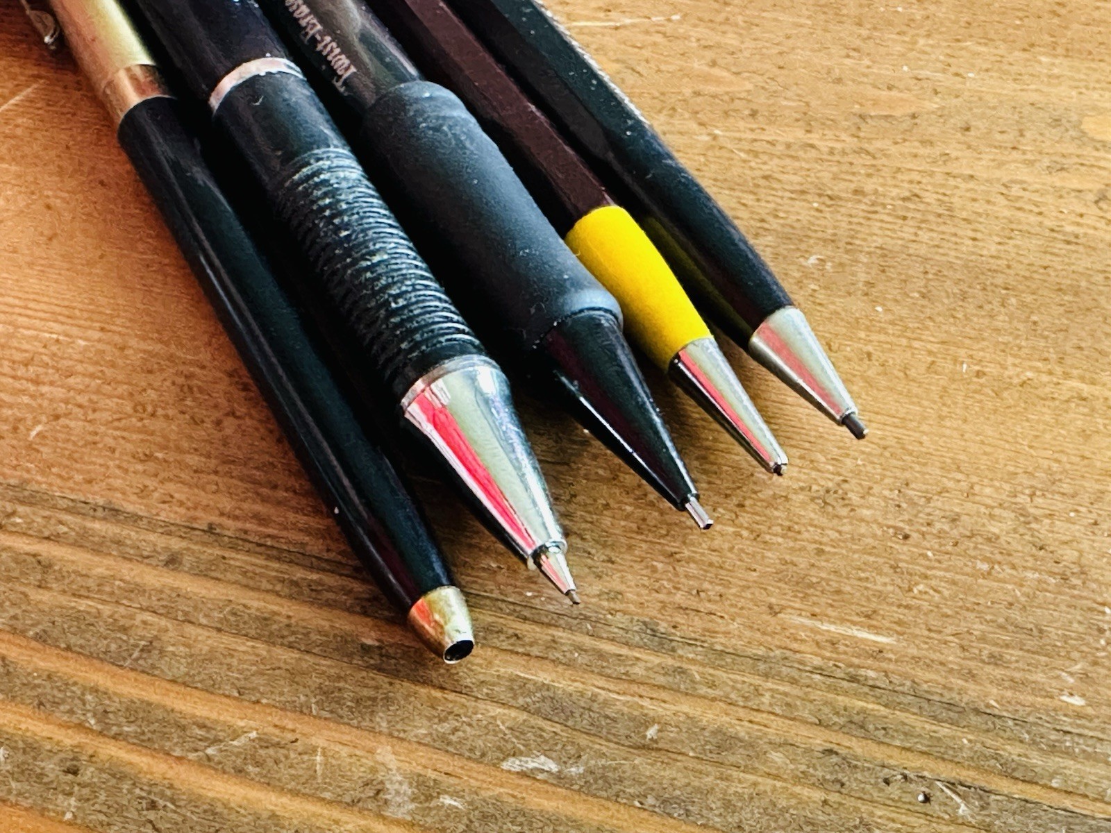 5-PC Mixed Lot – Pen/Pencils – Autopoint, Scripto, PENTEL All Working