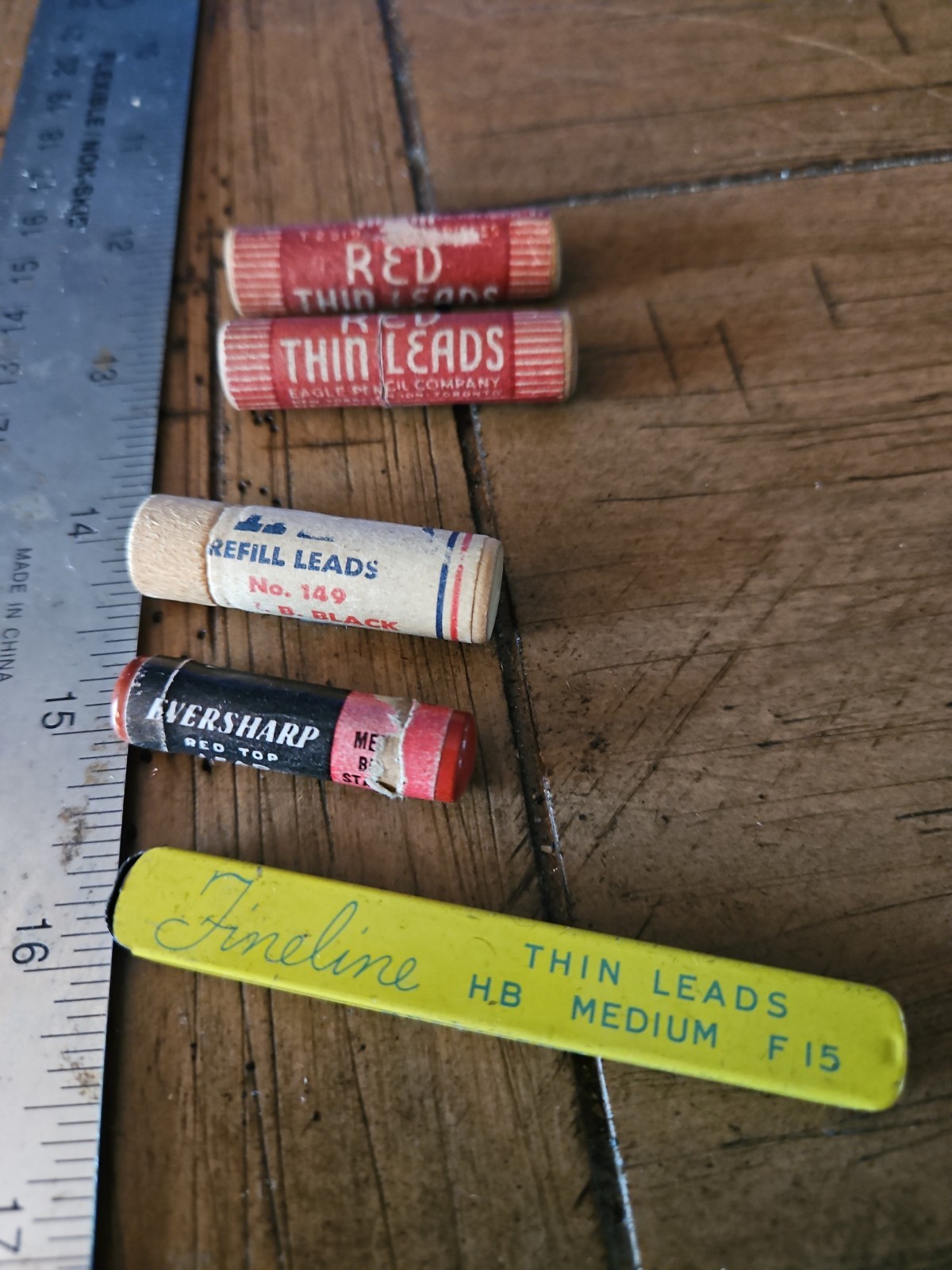 Lot Of Vintage Pencil Lead, Red And Black
