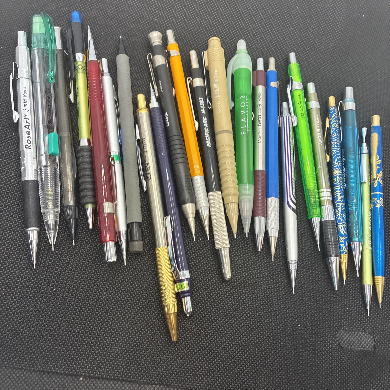 20 Mechanical Pencils Vintage Used Lot #107 LOCAAA