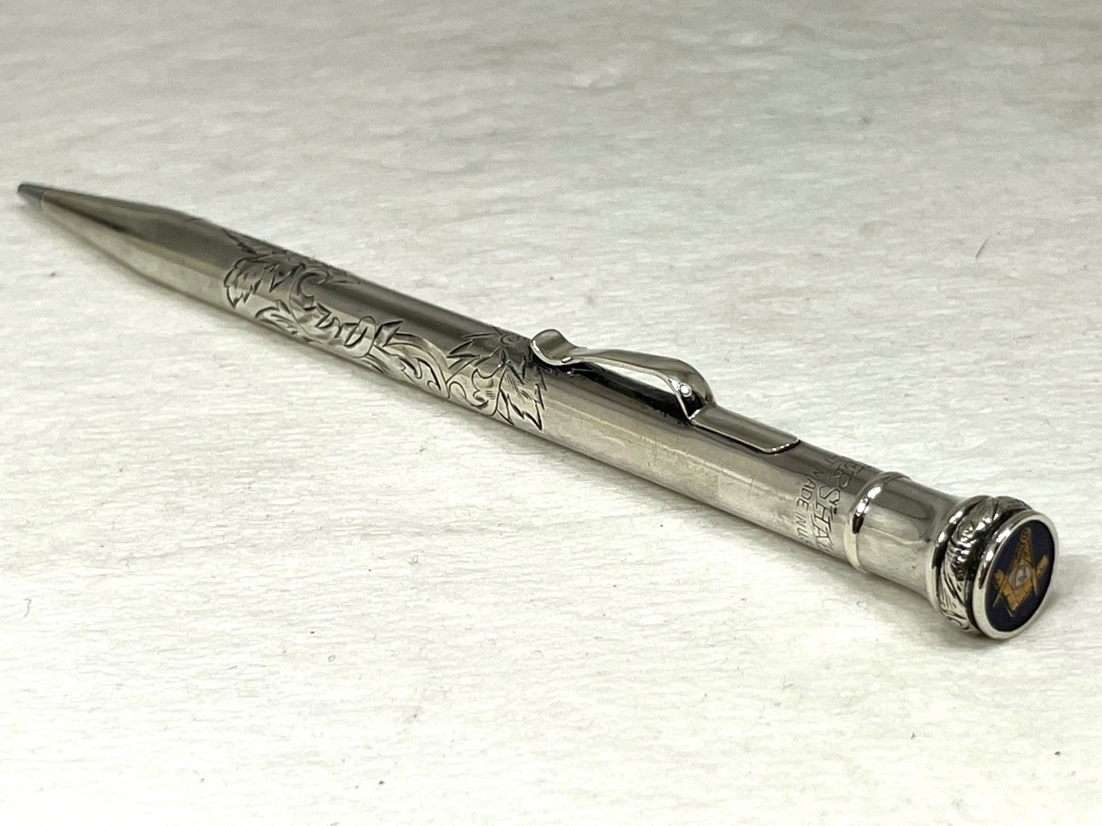 Vintage EVERSHARP Mechanical Pencil ~ STERLING w/Floral Engraving ~ MASONIC Seal
