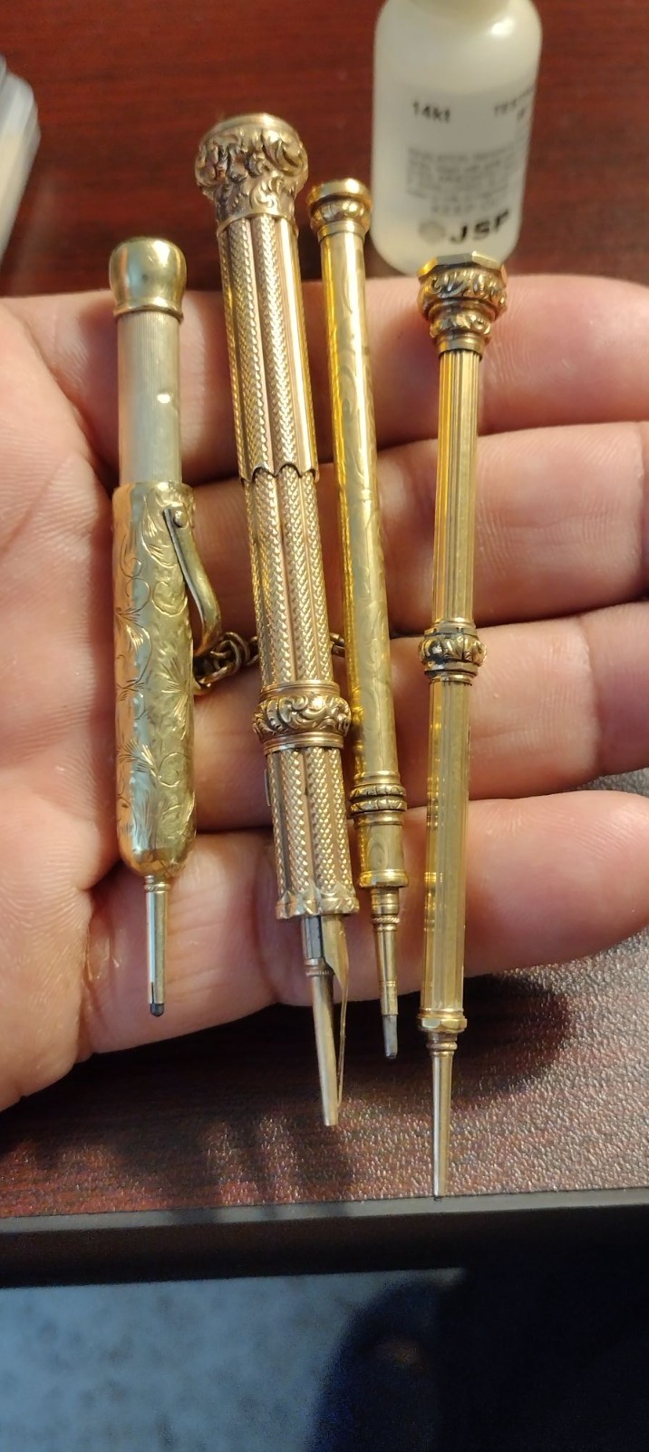 65.4 grams 14k gold Hand-engraved antique used mechanical pencil