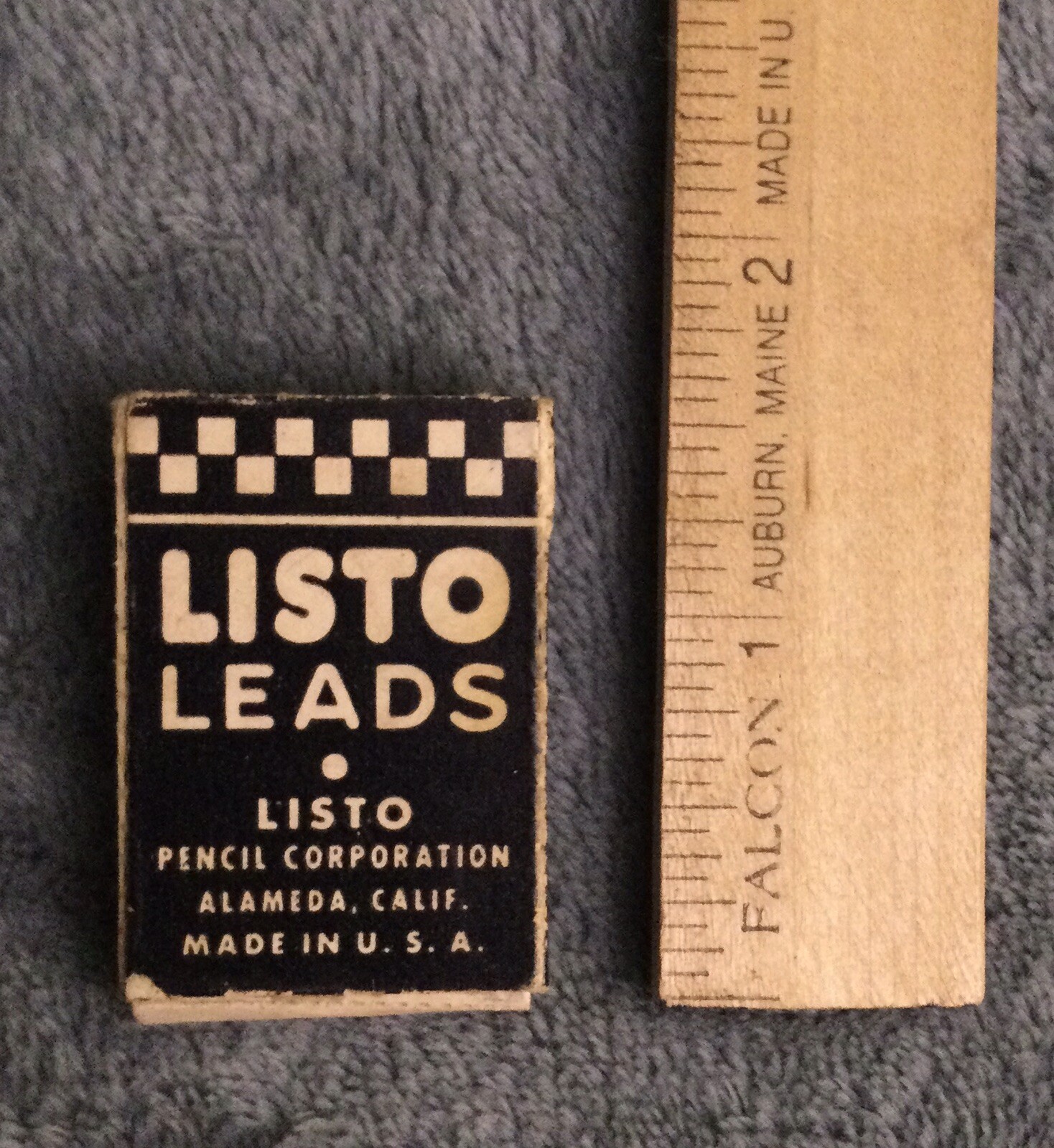 Vintage Listo Leads Black No. 162, w/ Extra Metal Sleeve 6 Marking Leads NOS