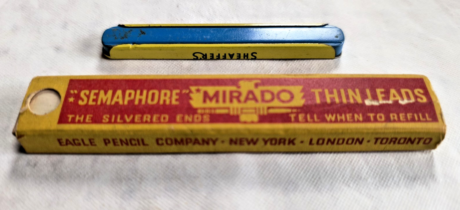 Vintage Eagle Semaphore Mirado Leads & Sheaffer’s thin leads ✏️
