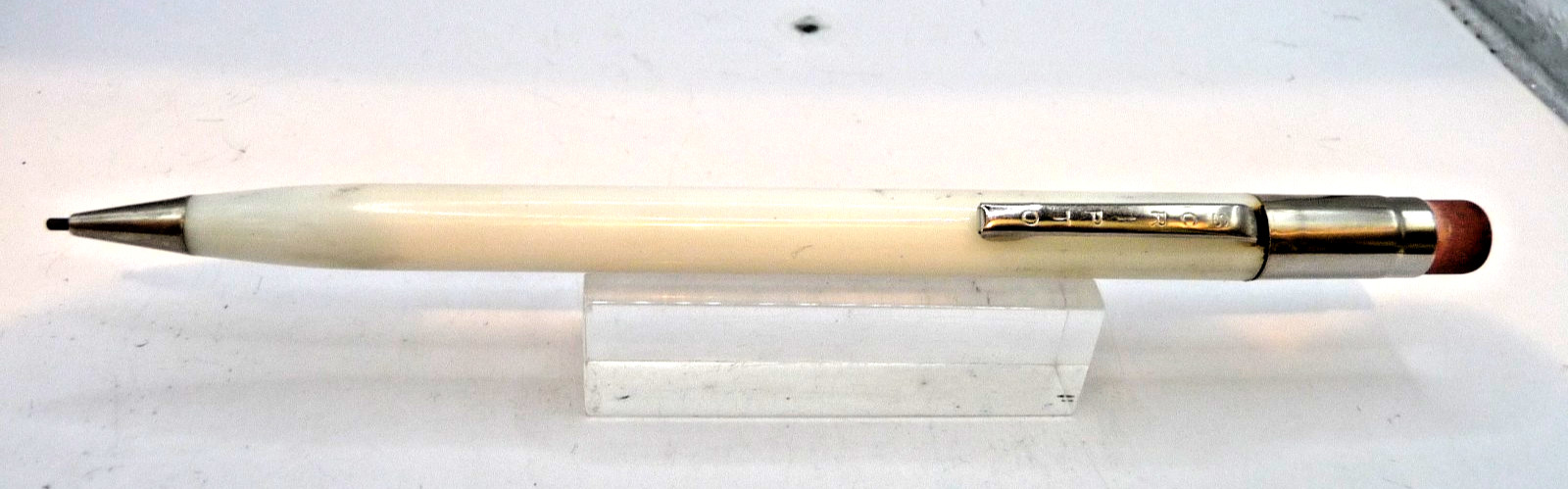 Seripto Vintage White Round Barrel 0.9 mm Pencil—-working